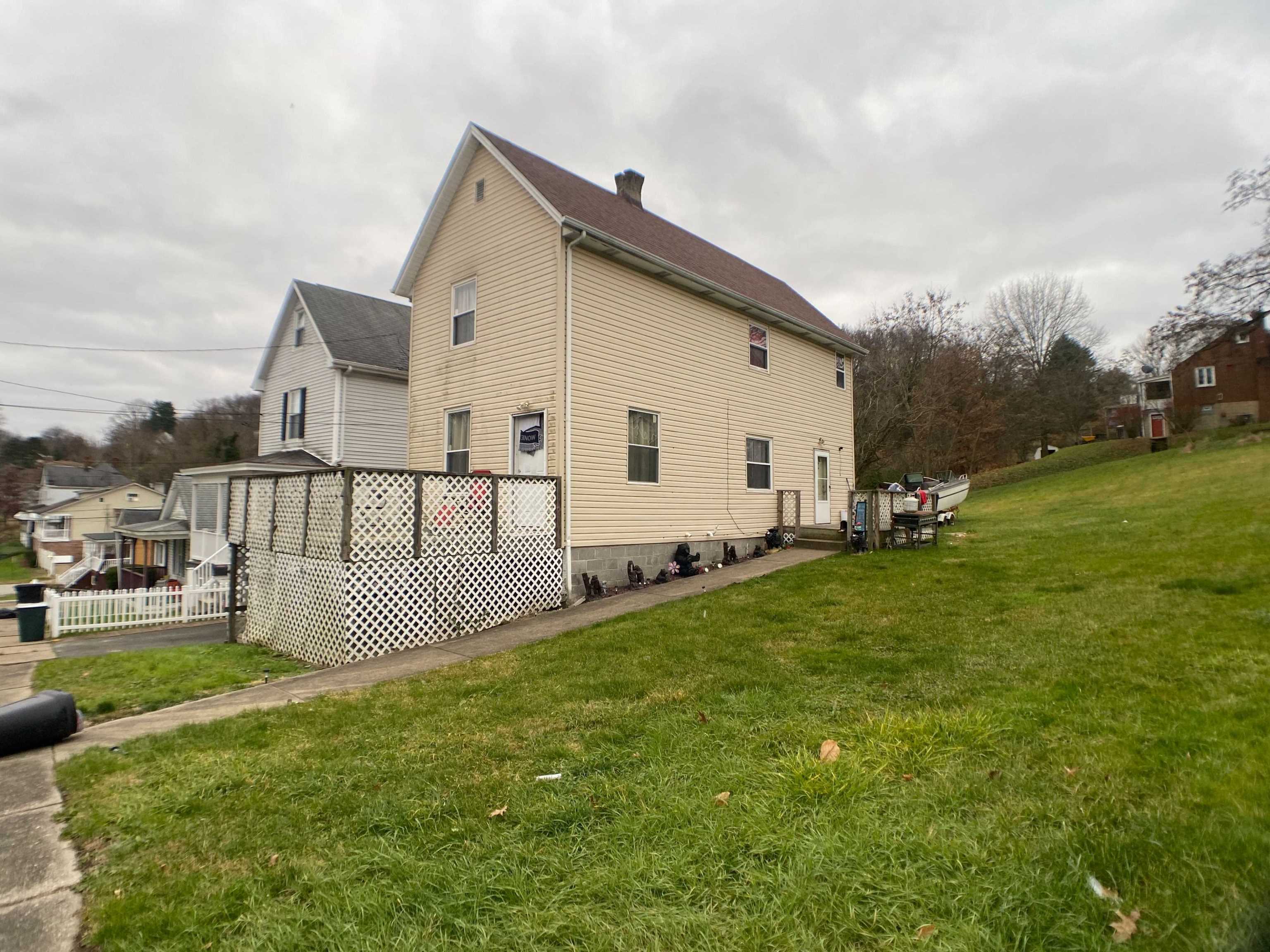 308 Indiana Ave, Monessen, PA