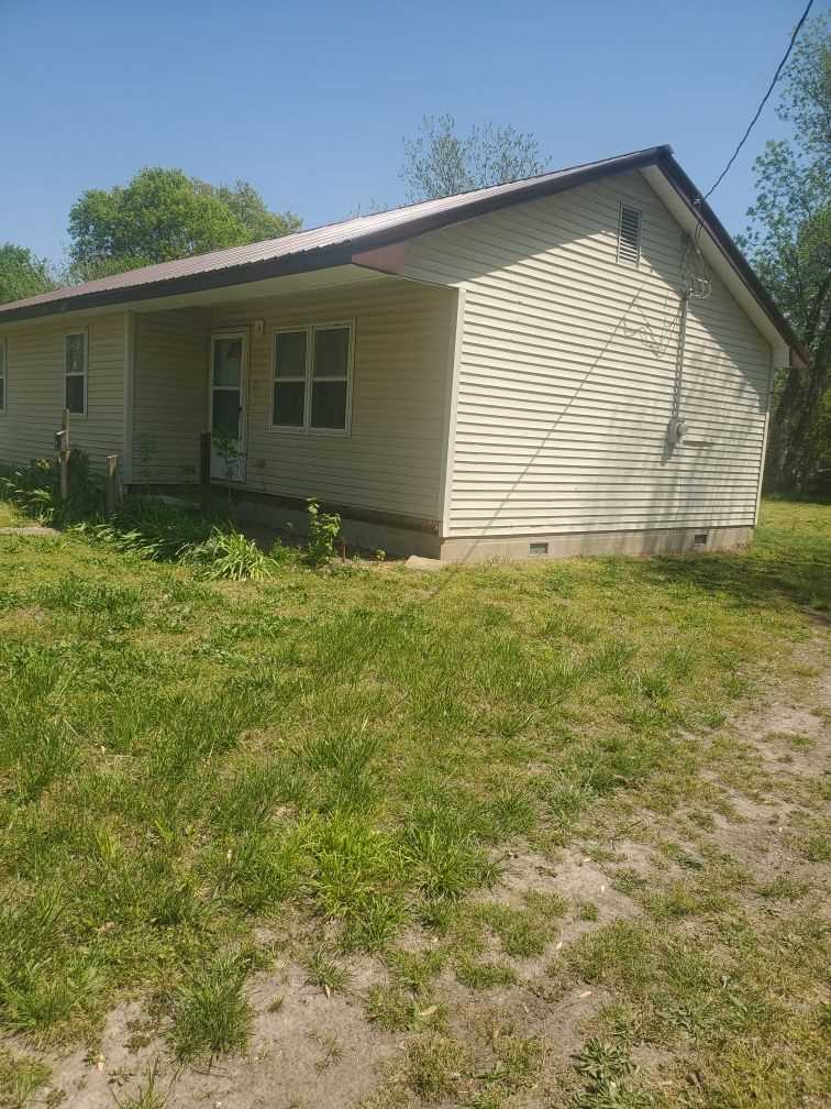 1504 Broadway St, Lamar, MO