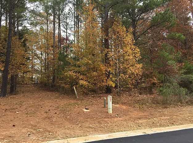 224 Arsenal Dr, Ninety Six, SC