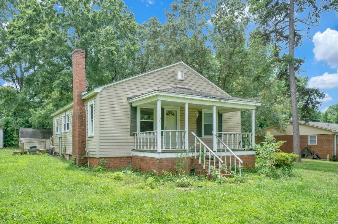 2242 Lincolnton Hwy, Cherryville, NC