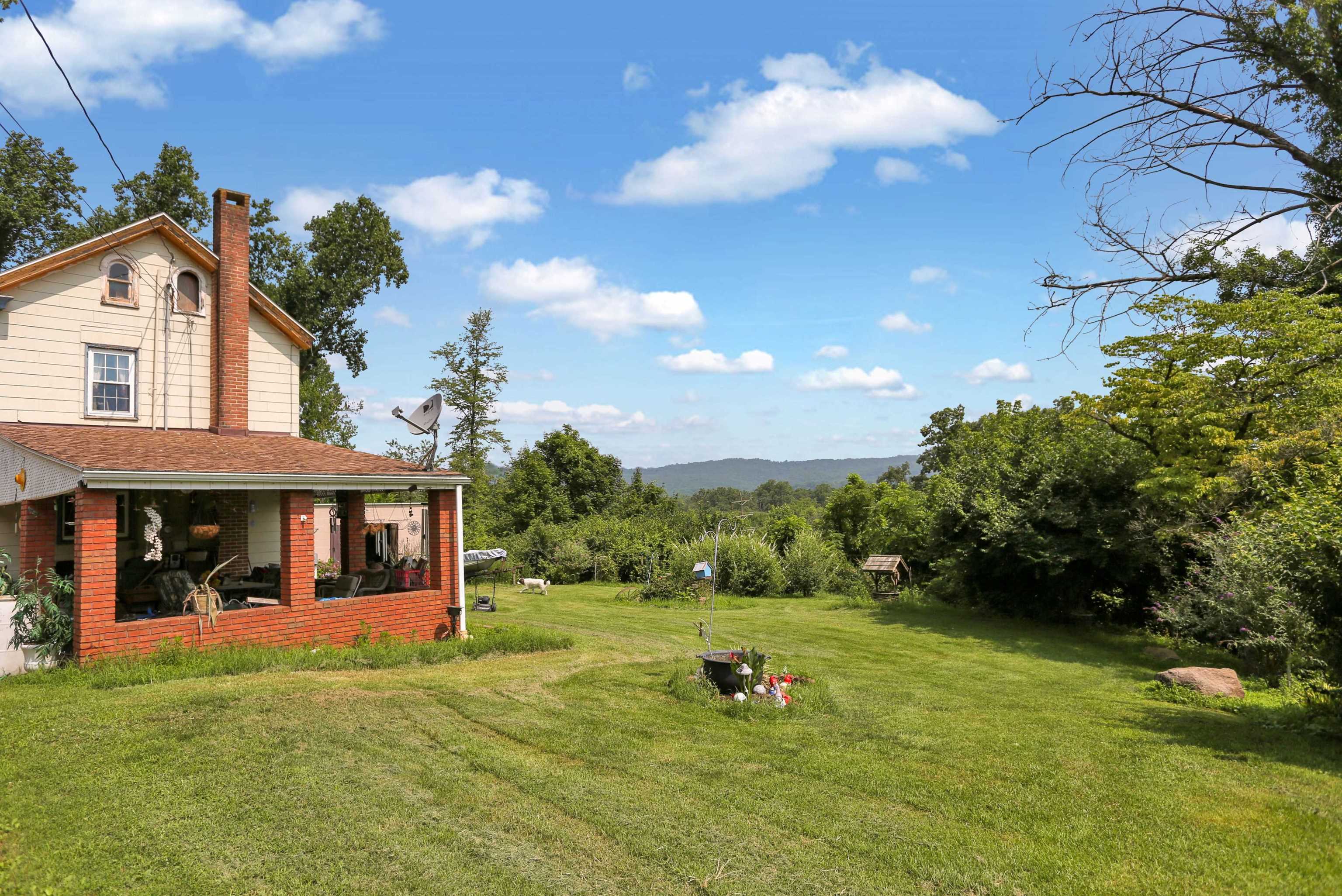 110 Killian Dr, Birdsboro, PA