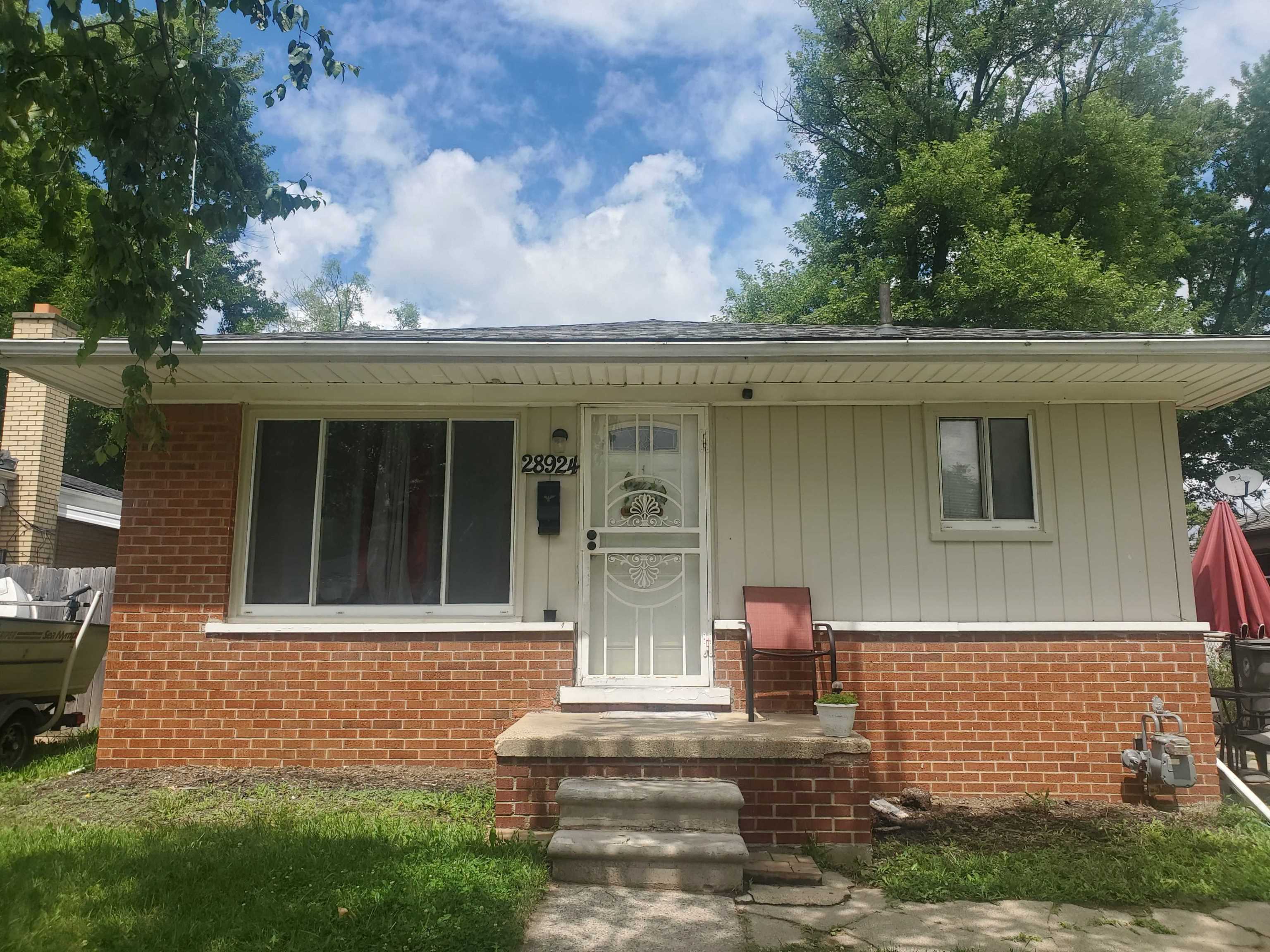 28924 Glenwood St, Inkster, MI