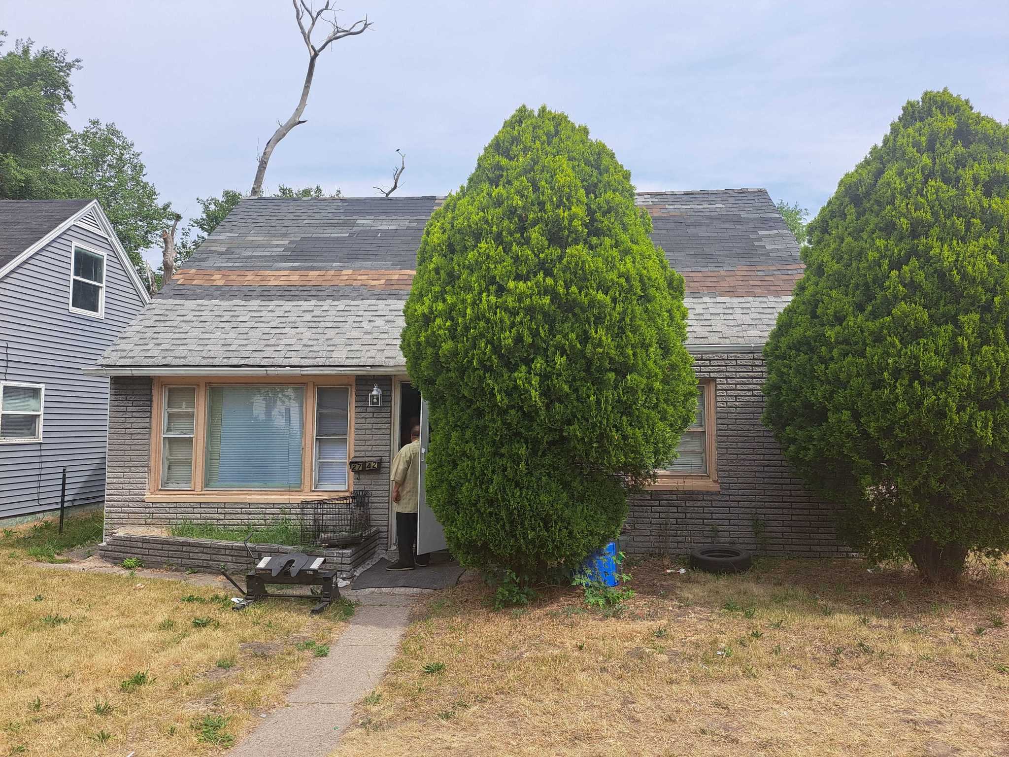 2742 W 10th Ave, Gary, IN