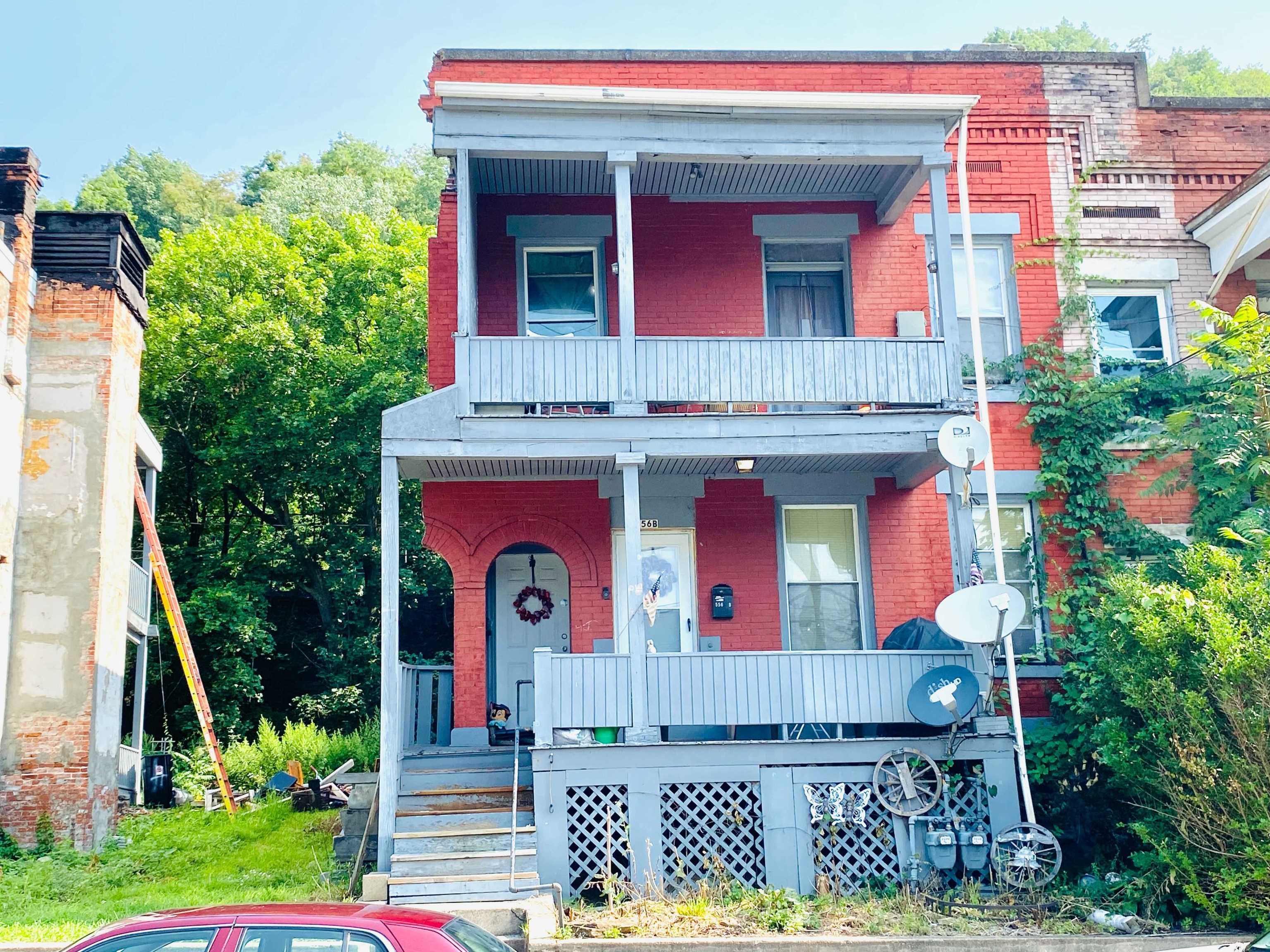 556 Middle Ave, Wilmerding, PA