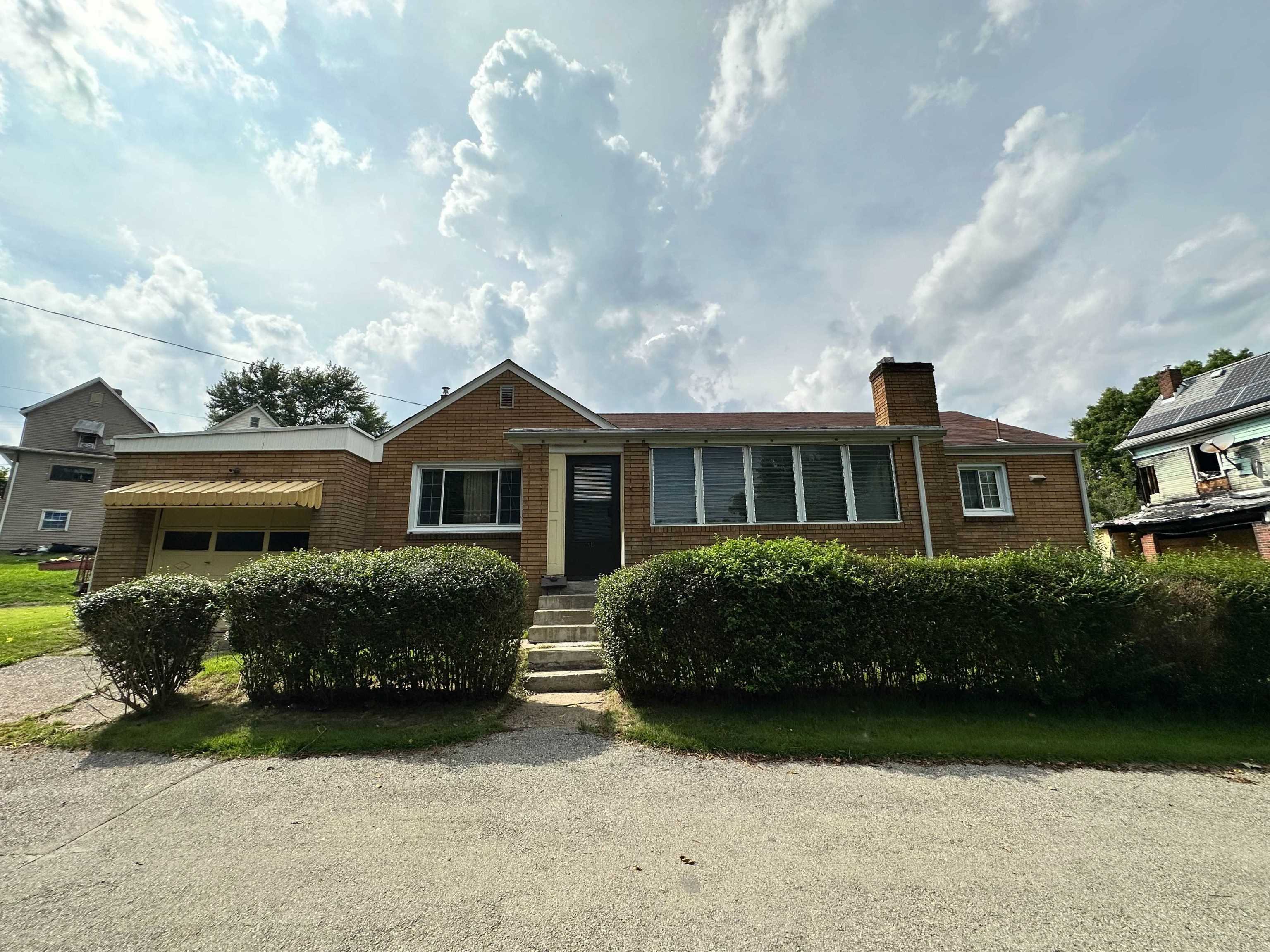 3915 Main St, Mckeesport, PA