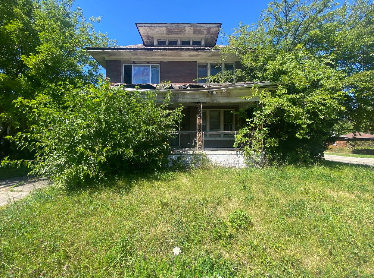 79 Tennyson St, Highland Park, MI