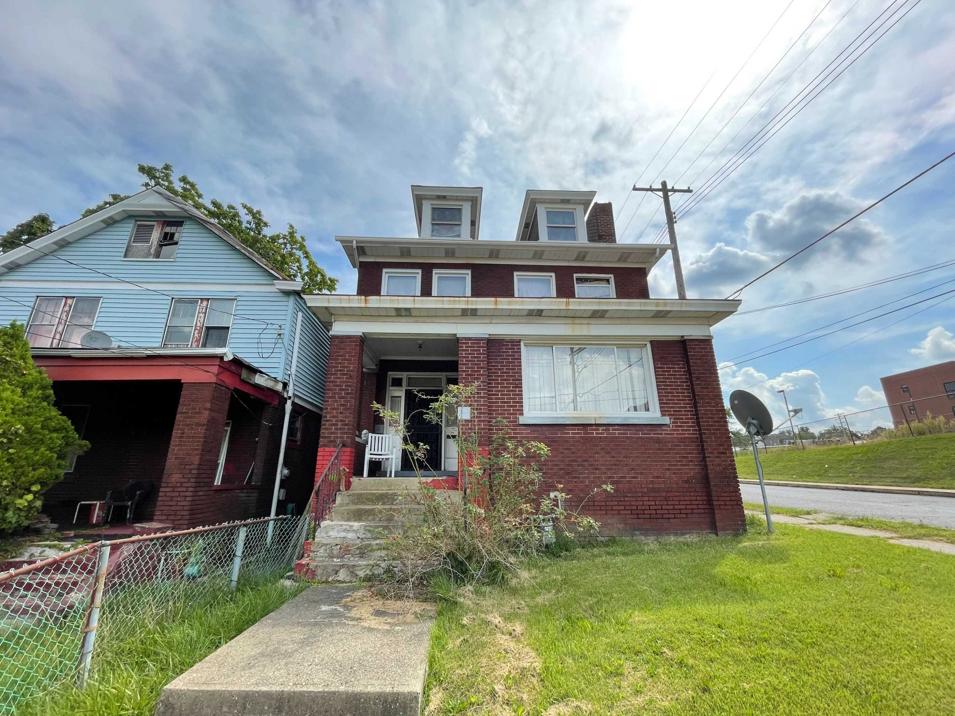 1615 Union Ave, Mckeesport, PA