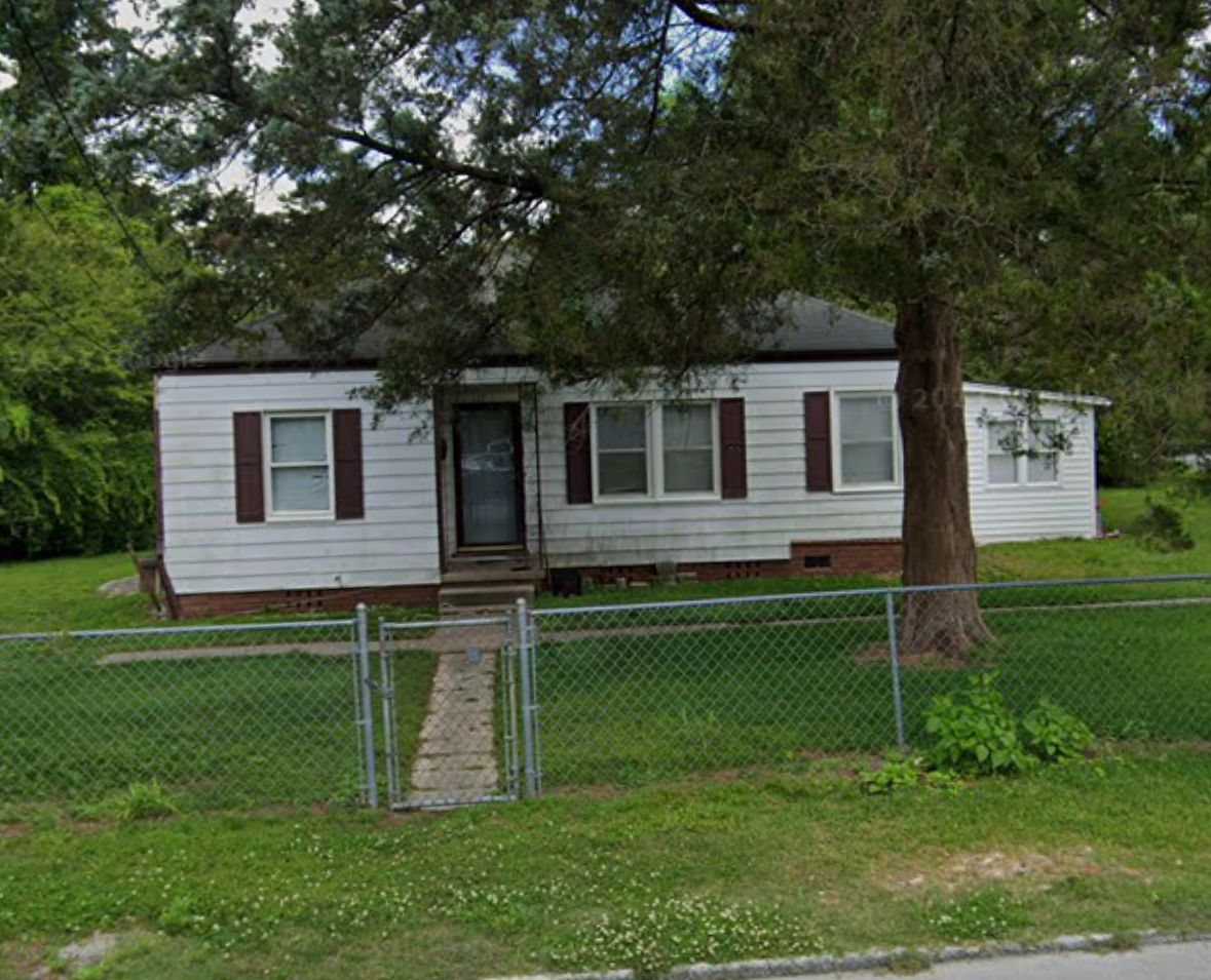 105 Stratford Rd, Jacksonville, NC