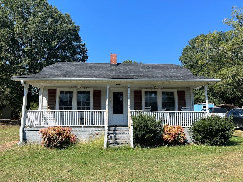 448 Glen Raven Rd, Burlington, NC
