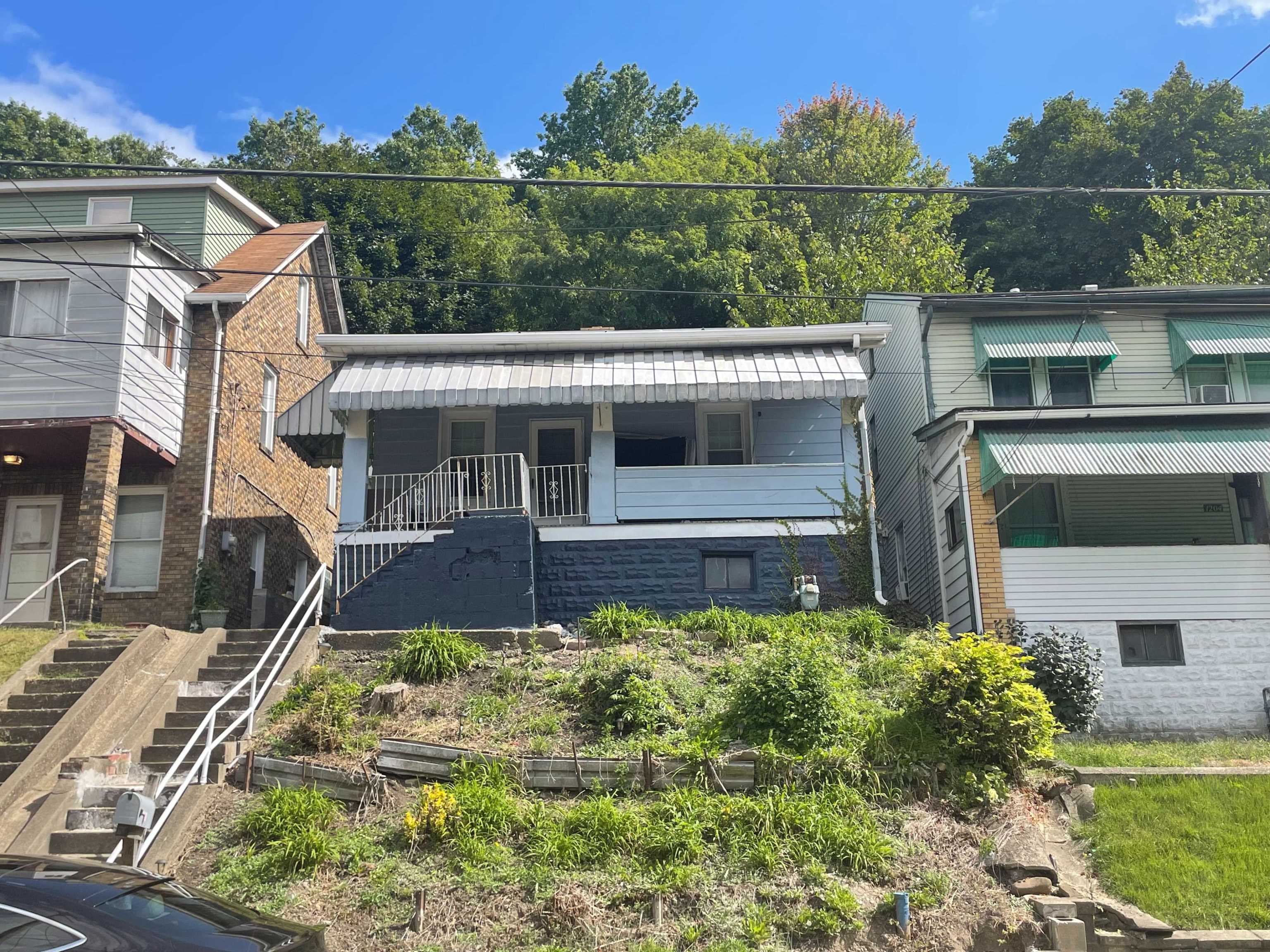 1206 Beaver Rd, Ambridge, PA