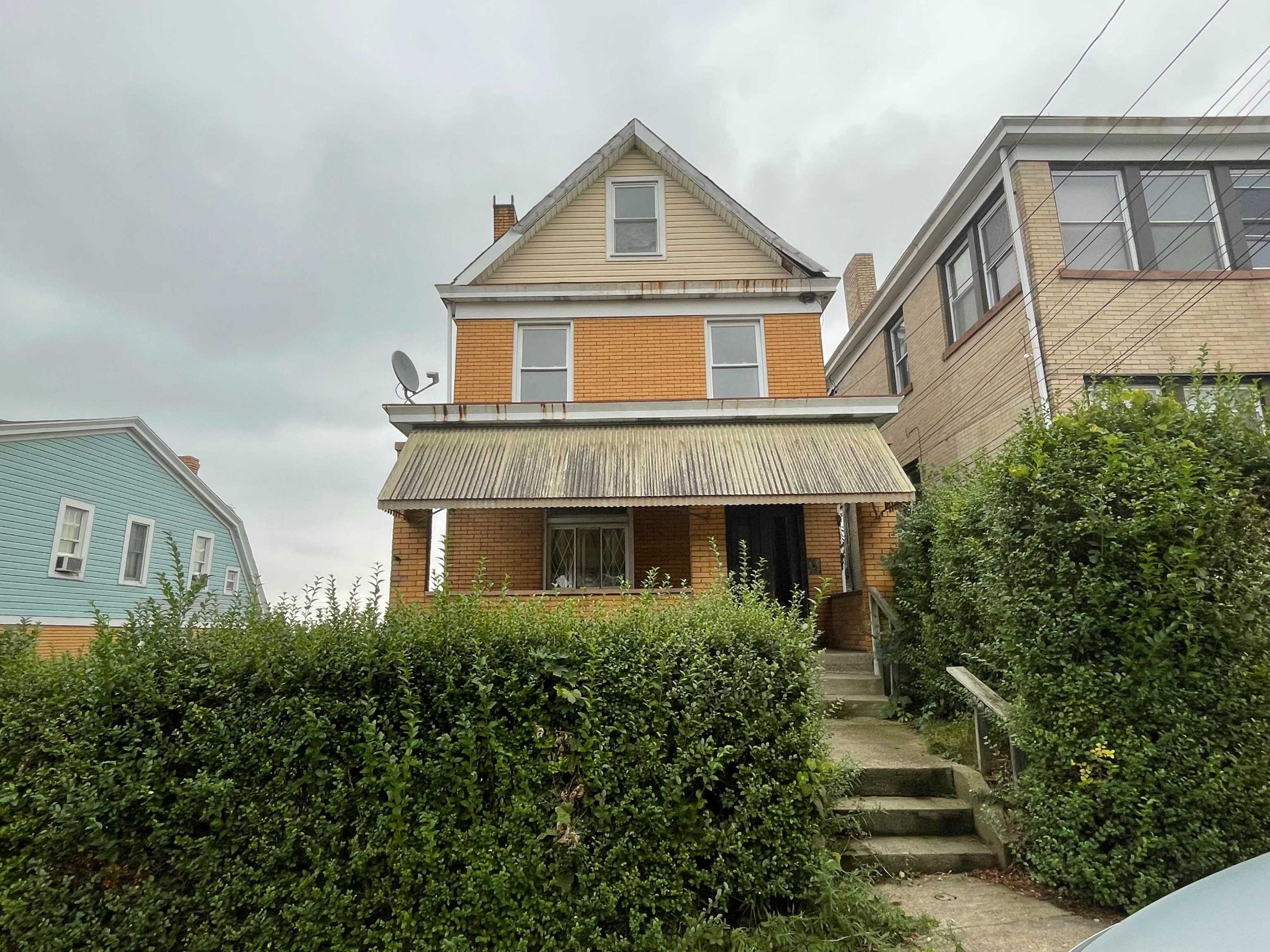 424 Carl St, Pittsburgh, PA