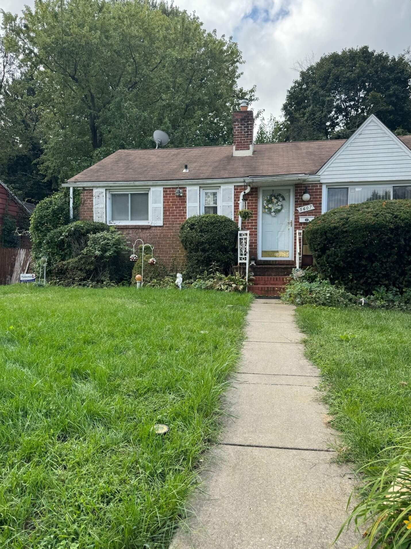 5607 Groveland Ave, Baltimore, MD