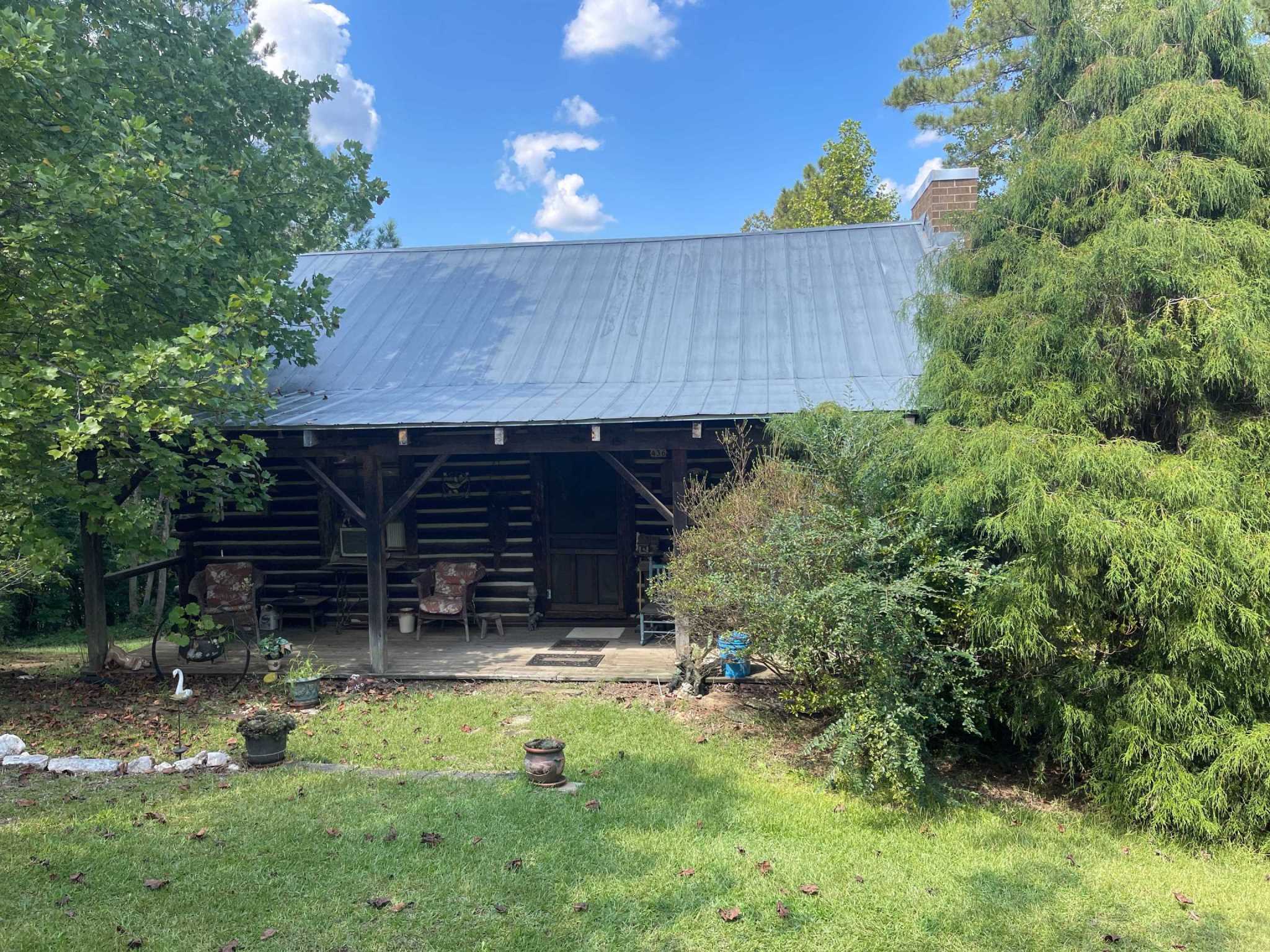 436 Womack Lake Cir, Sanford, NC