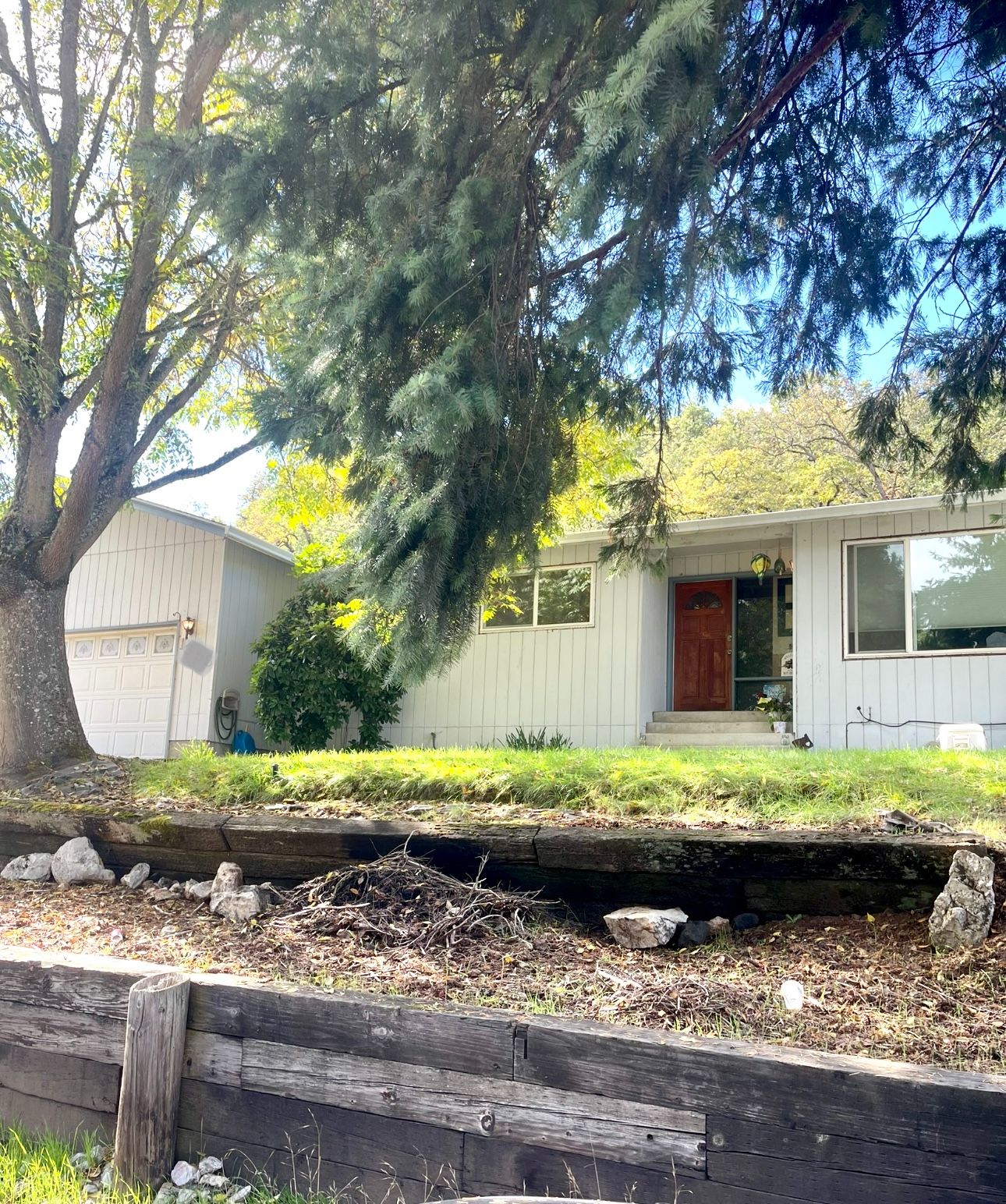 1358 NE Lincoln St, Roseburg, OR