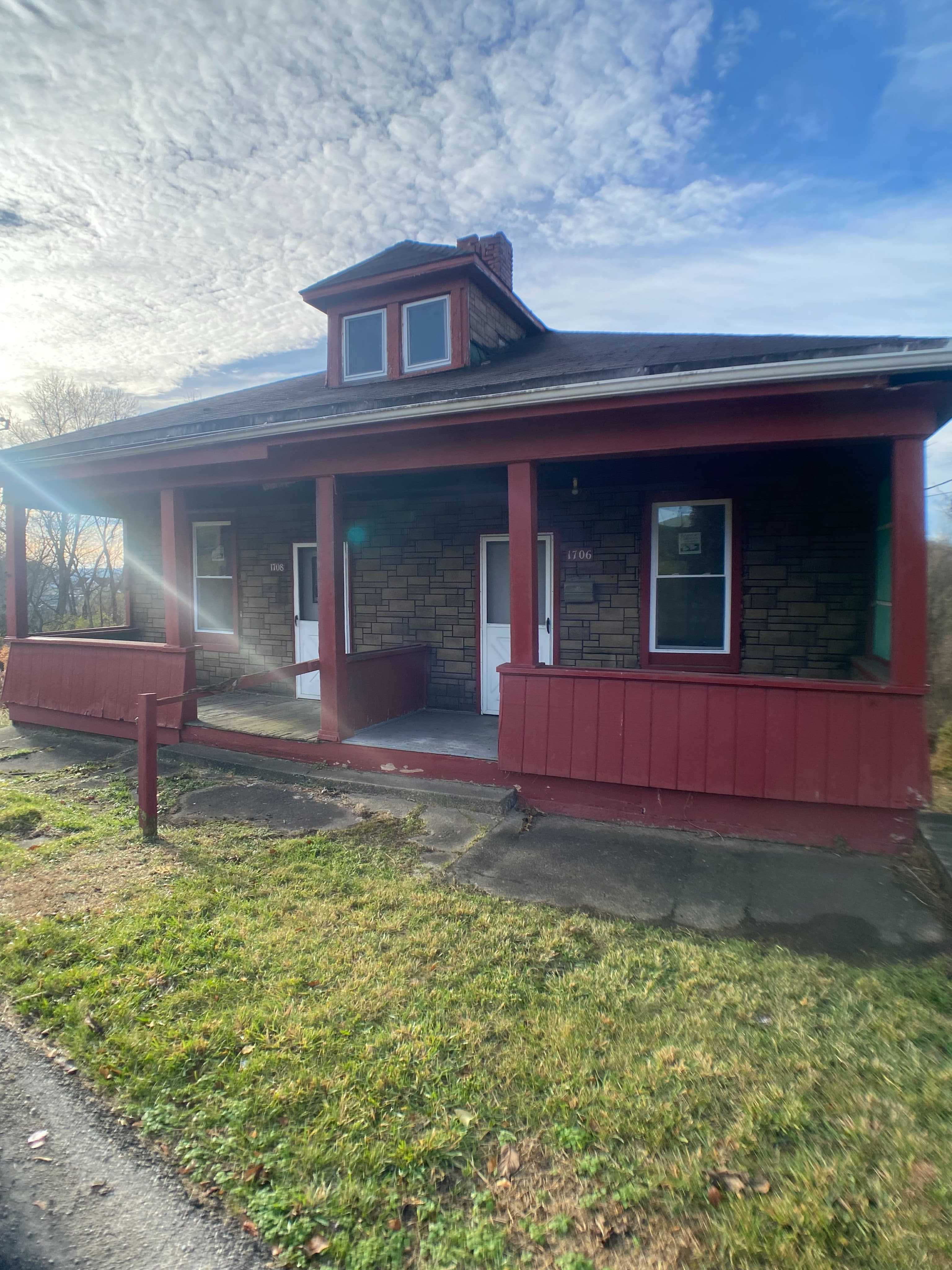 1706 Gray St, Mckeesport, PA