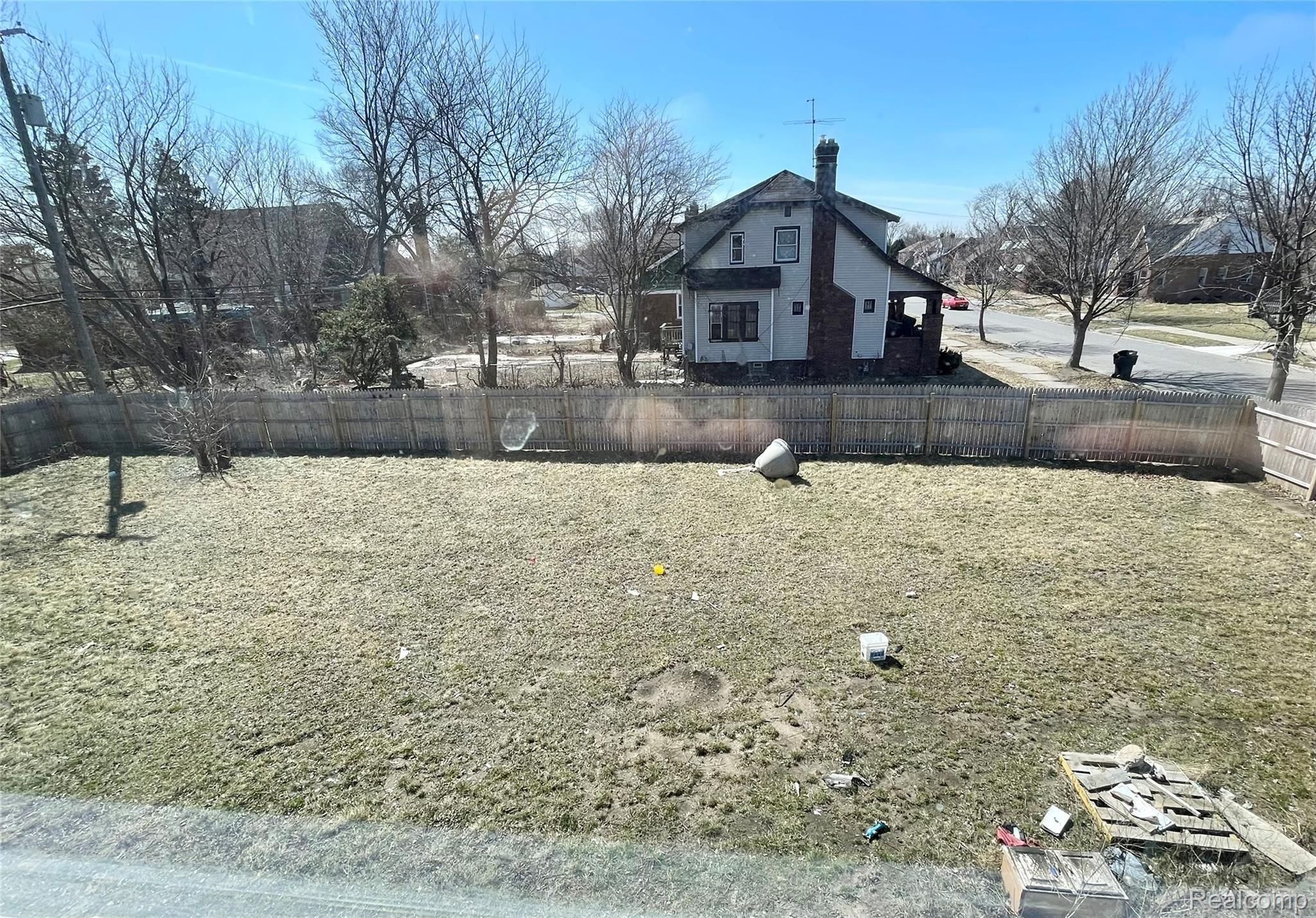 12250 Wilfred St (Image - 3)