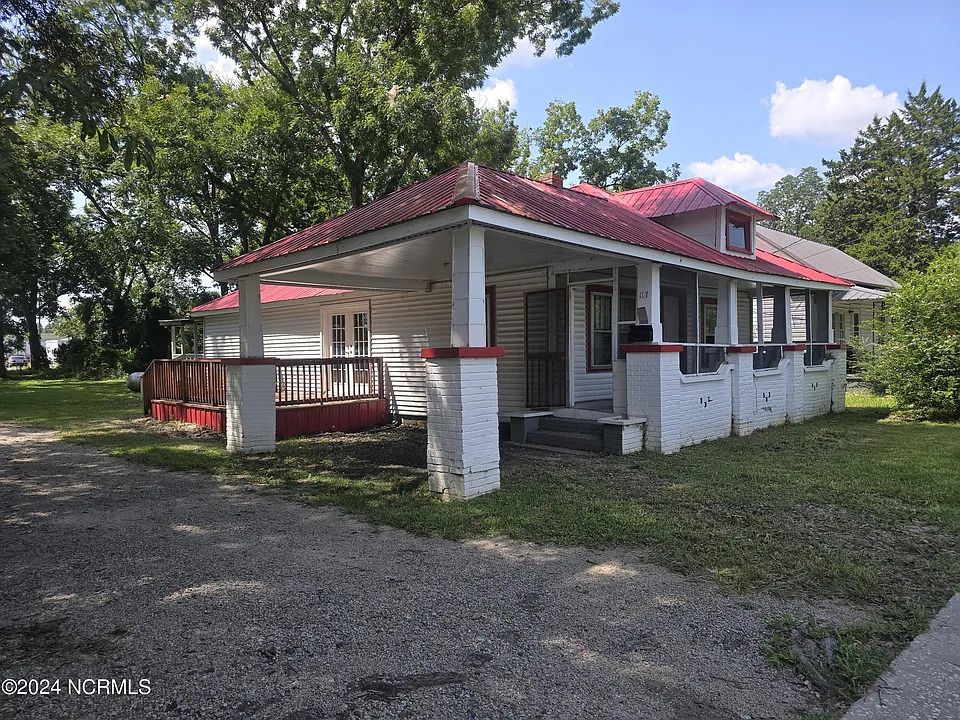 117 W Virgil St, Whiteville, NC