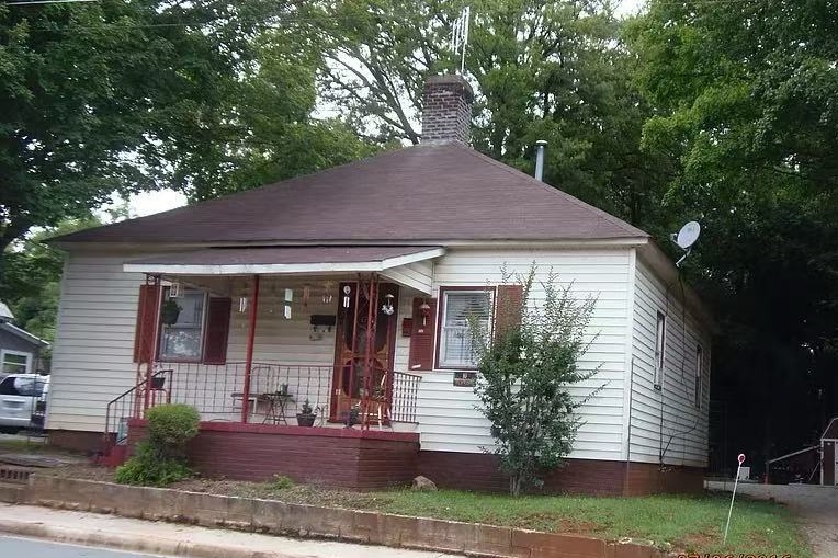409 S Anthony St, Burlington, NC