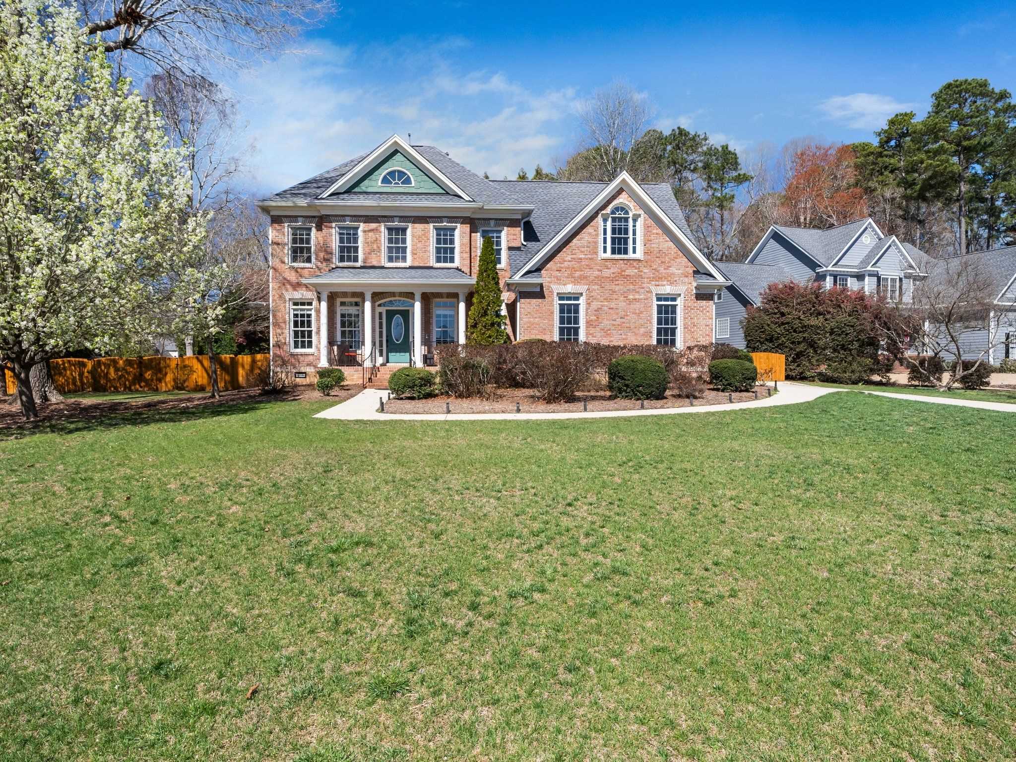 1109 Green Knob Ct, Fuquay-Varina, NC