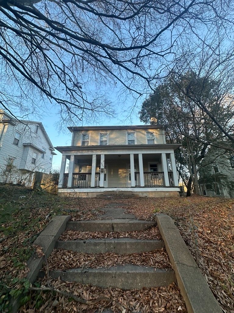 1404 W Market St, Greensboro, NC