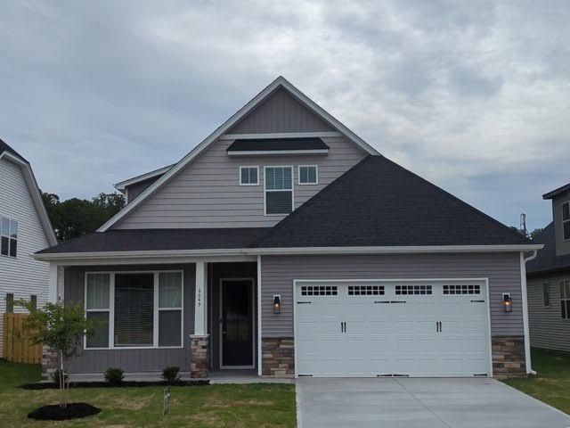 6049 Peregrine Ln, Greer, SC