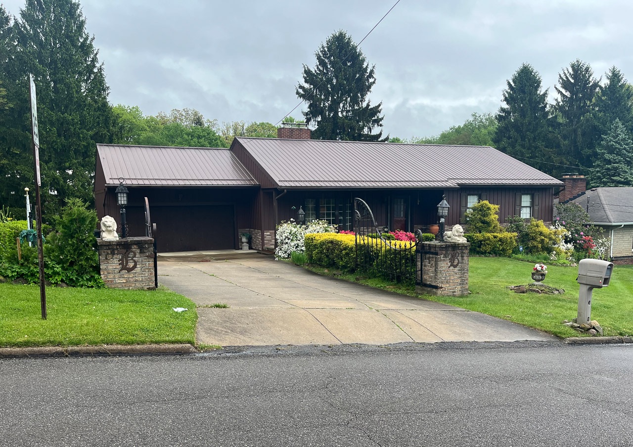 1375 Sackett Hills Dr, Akron, OH