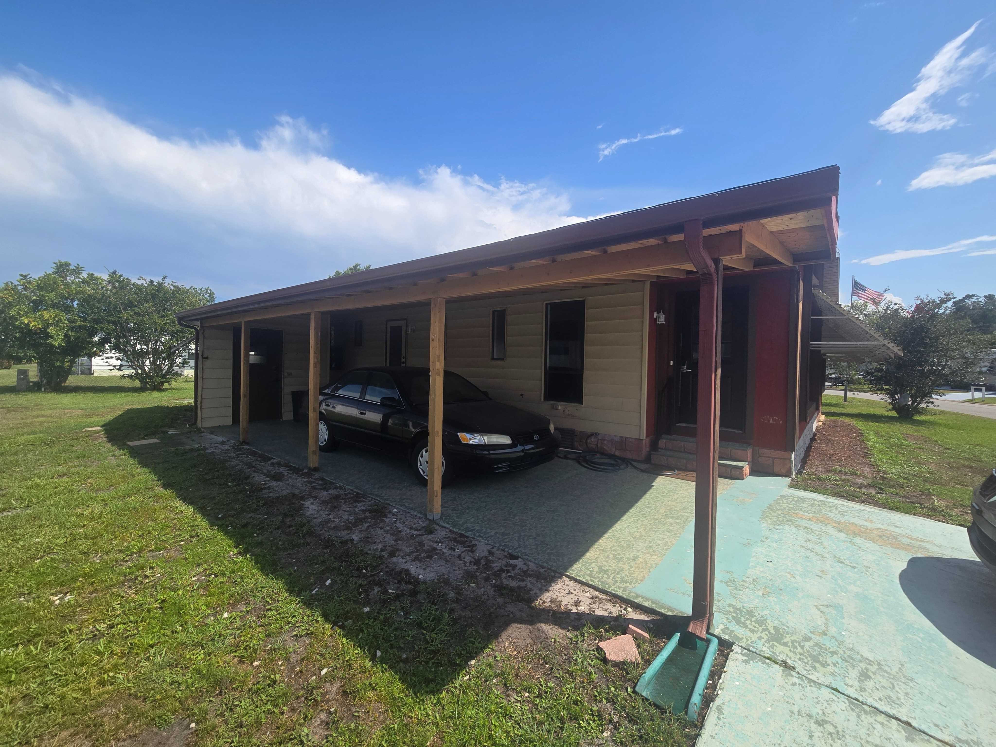 623 Marlin Cir, Barefoot Bay, FL