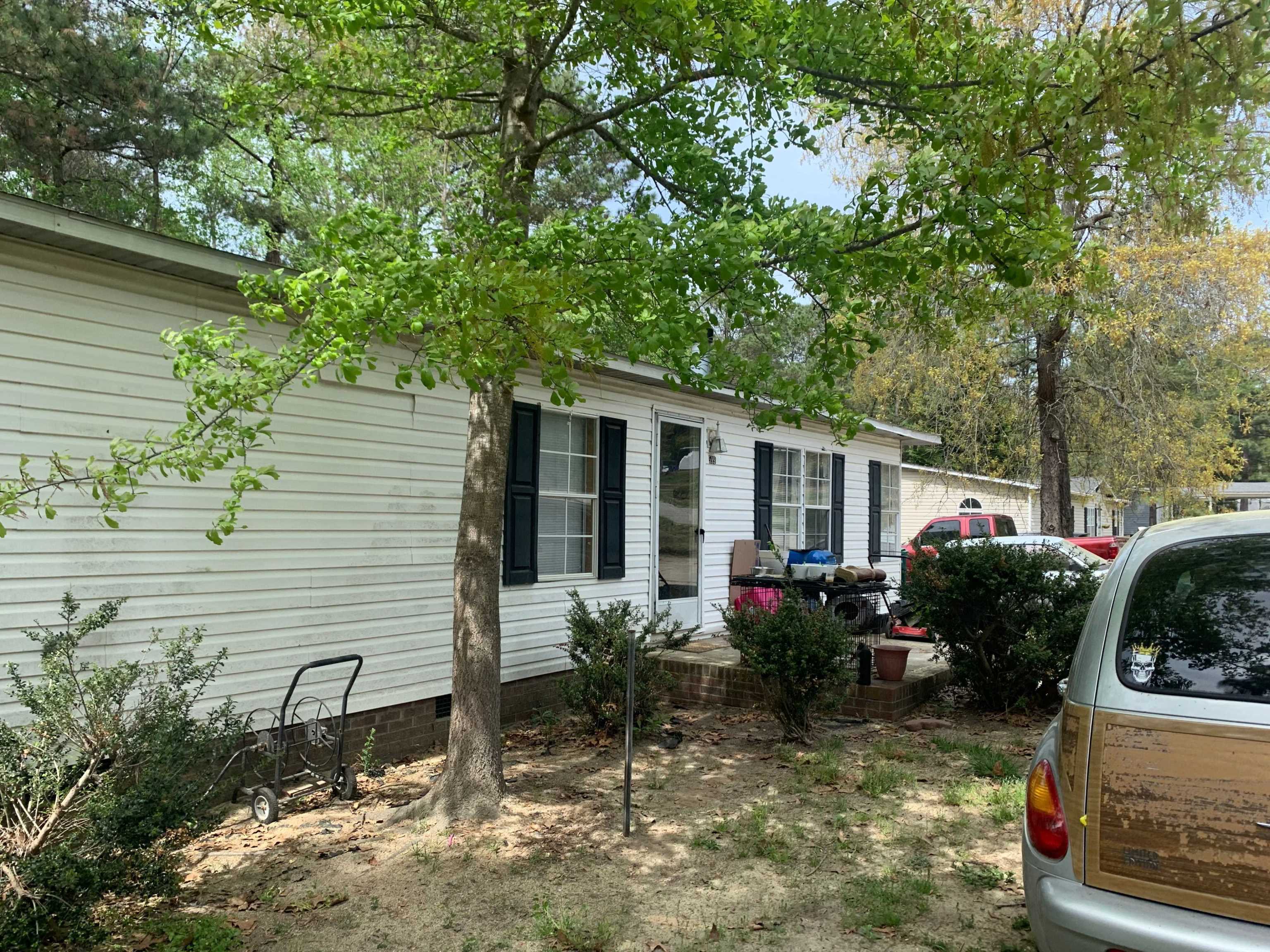 599 Nicole Dr, Sanford, NC