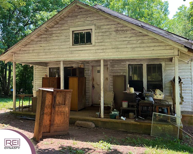 1398 Lakeview Acres Dr, Valdese, NC