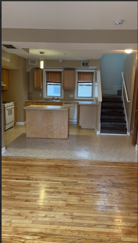 2827 N Bryant Ave, Minneapolis, MN