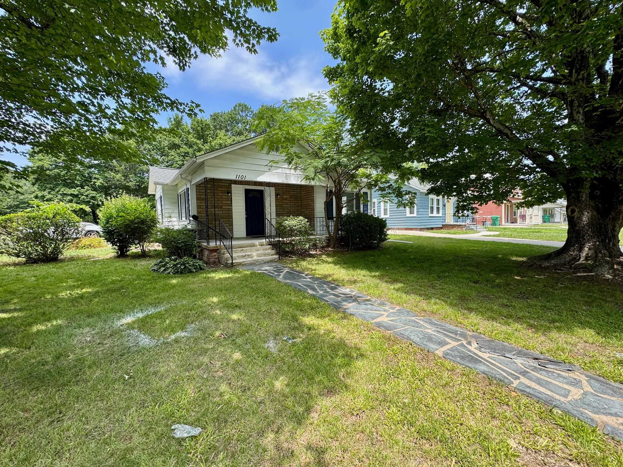 1101 Forrest St, High Point, NC