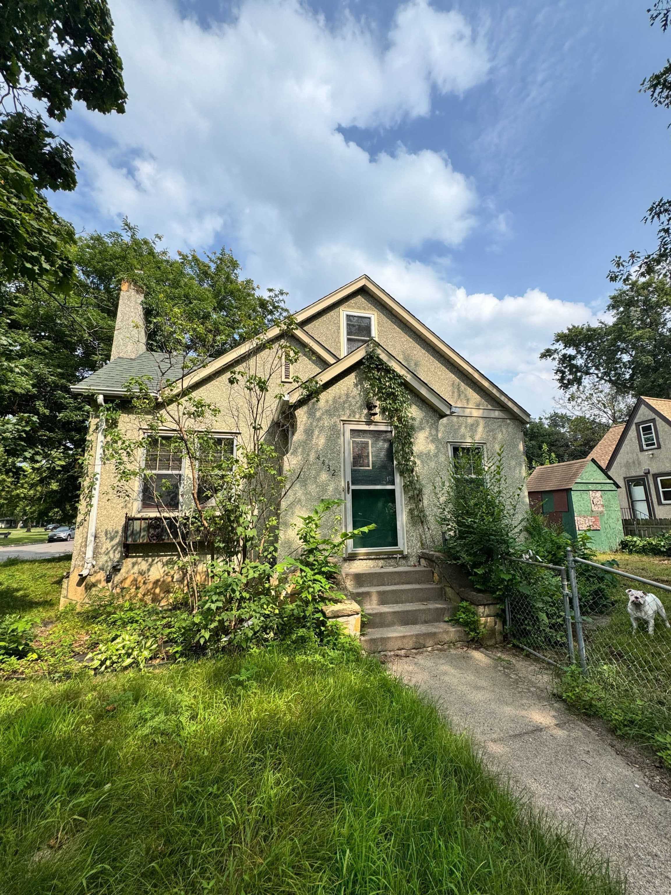 4432 North James Avenue, Minneapolis, MN