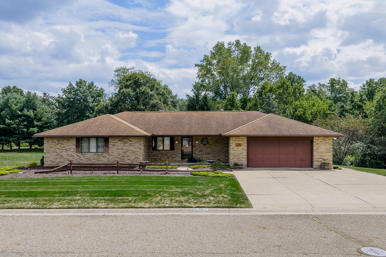 2433 Fontana St NW, Massillon, OH