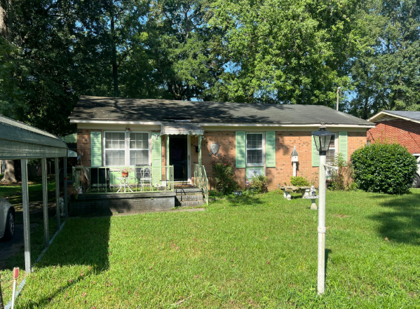 602 Meadows Ln, Kinston, NC