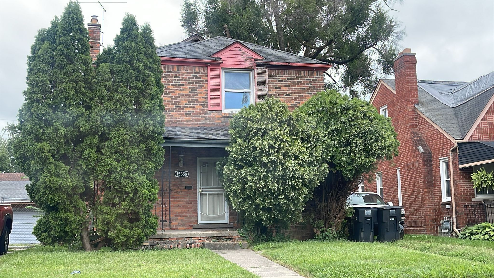 15858 Mansfield St, Detroit, MI