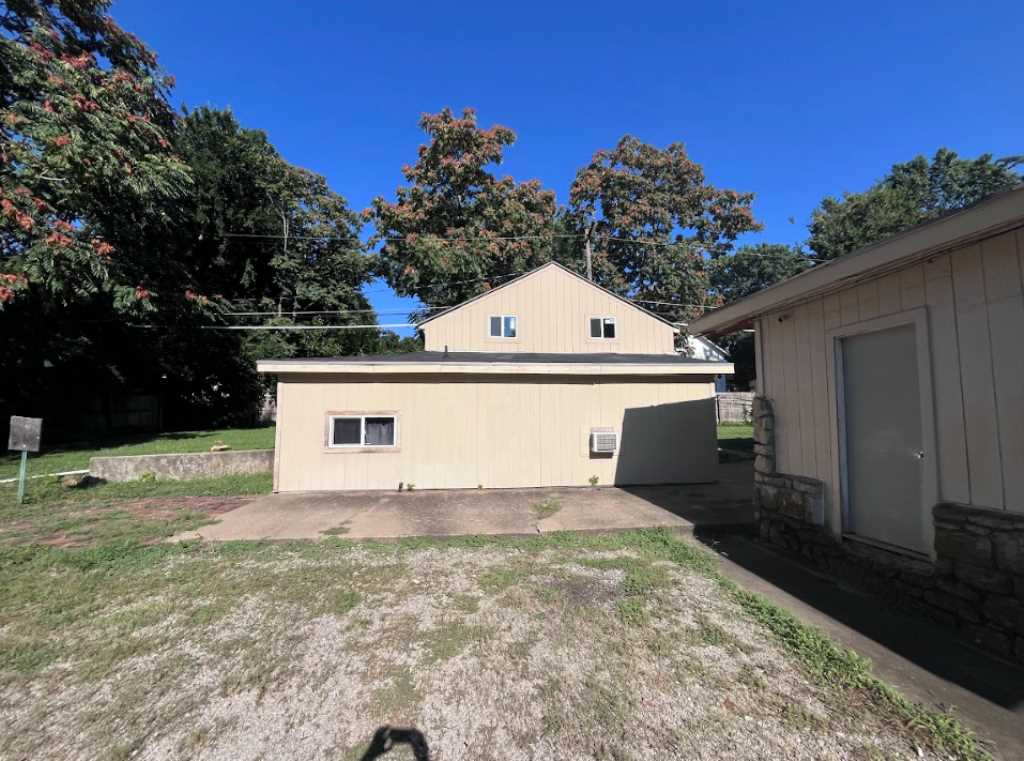 2820 SE Massachusetts Ave, Topeka, KS 66605, Topeka, KS