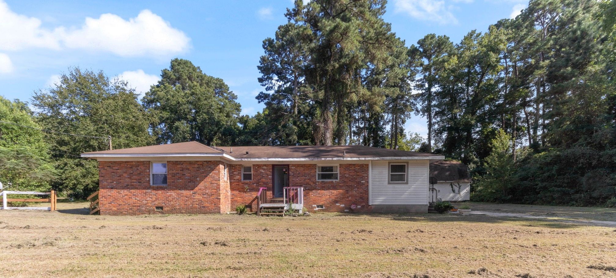 439 McNatt St, Maxton, NC