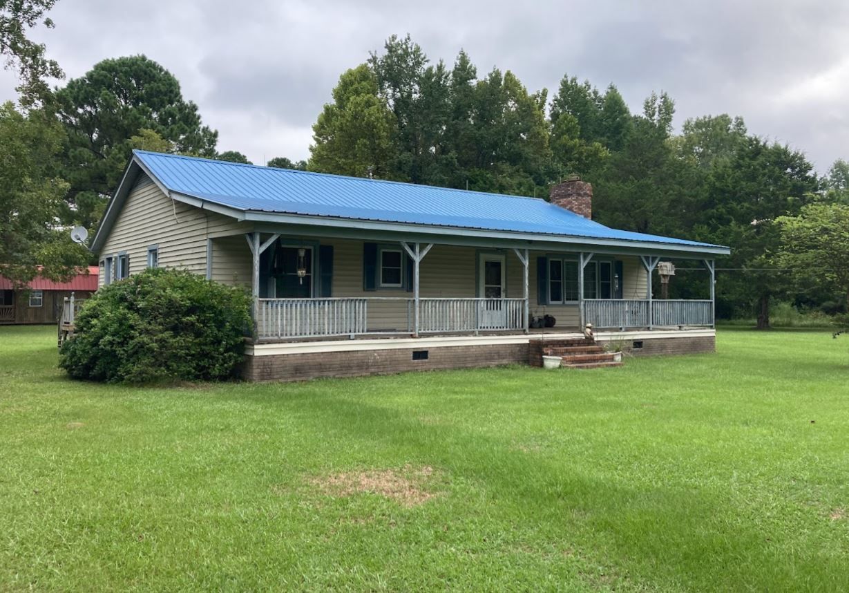 3613 Drew Farmer Rd, La Grange, NC