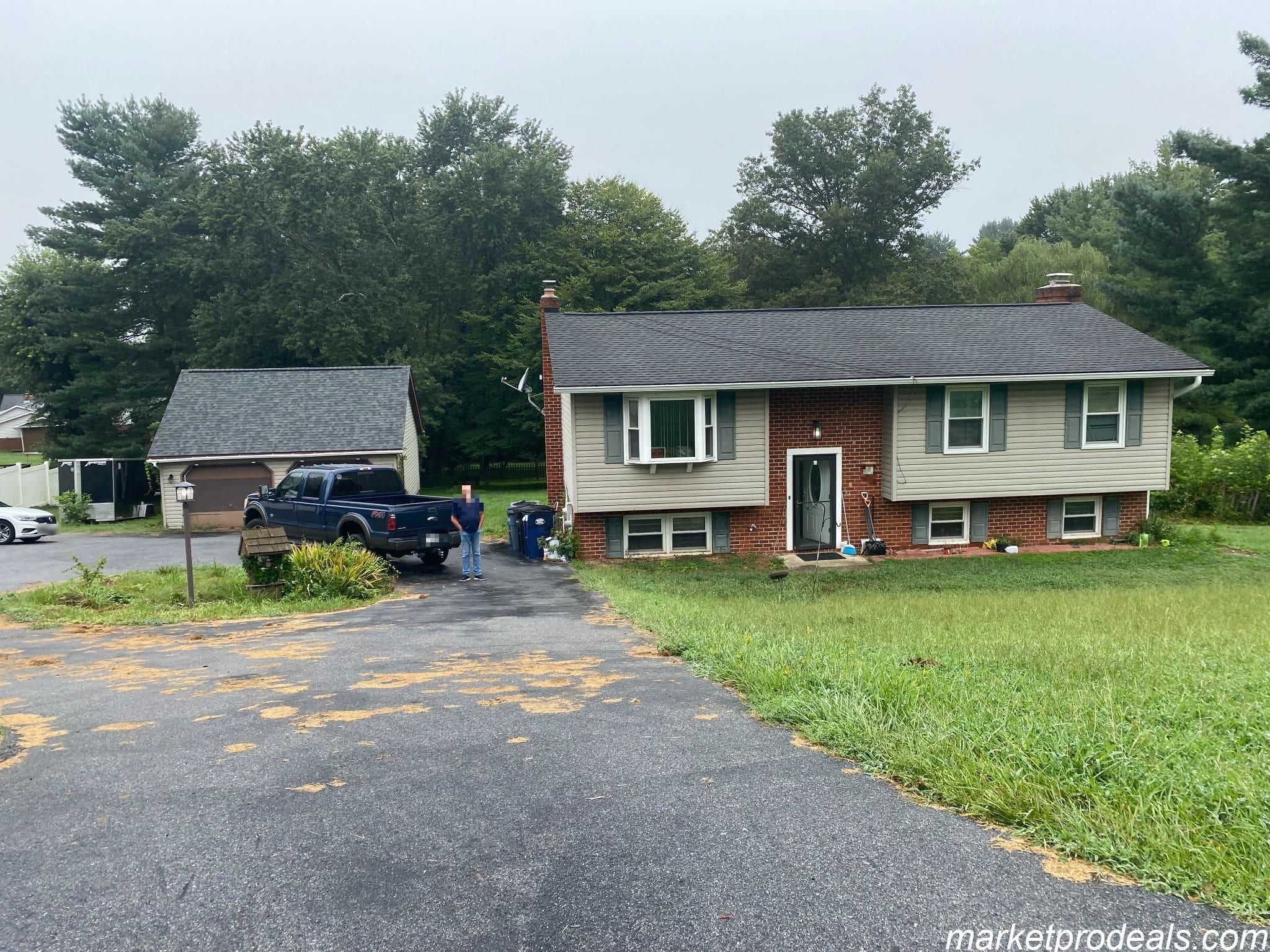 69XX Stratford Dr, Sykesville, MD
