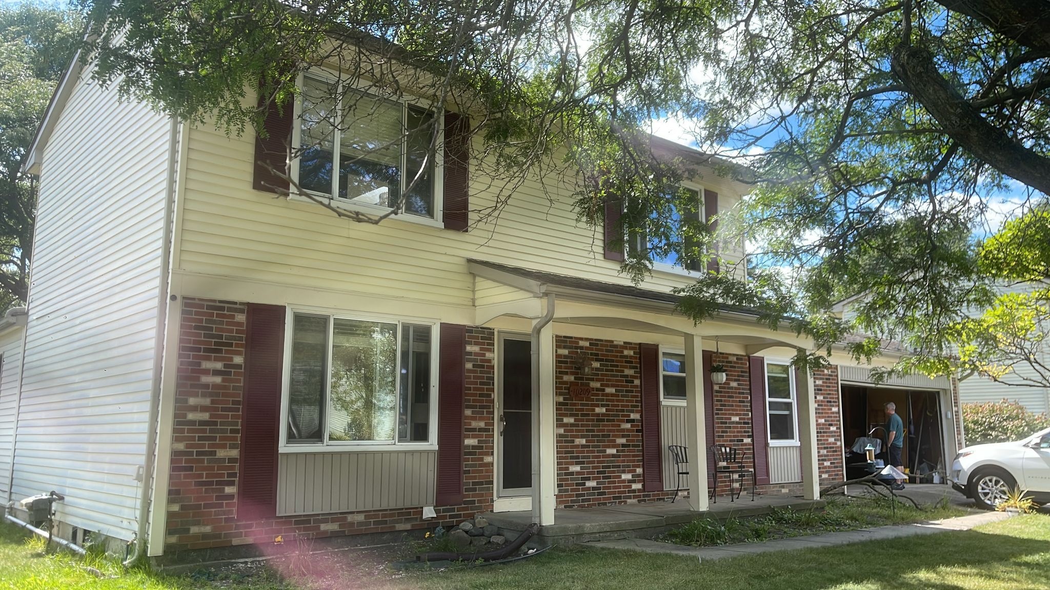 40209 Oak Tree, Novi, MI