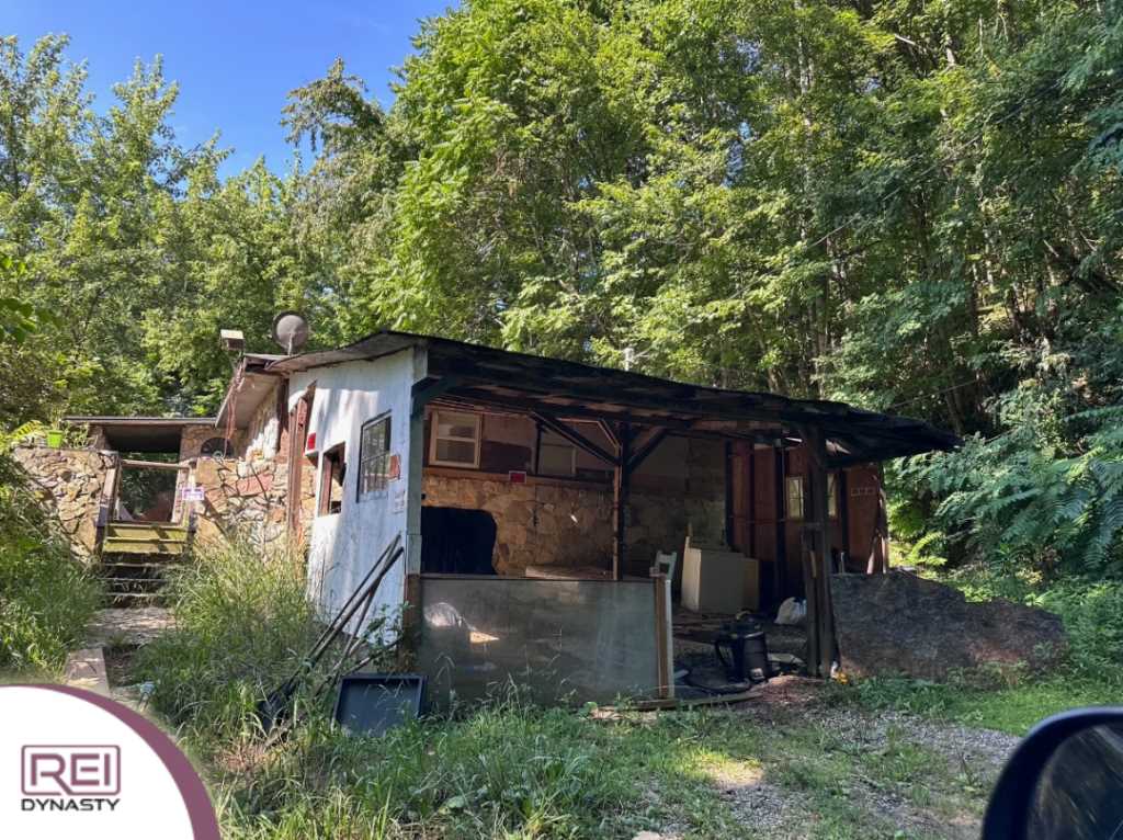 146 Candler Knob Rd, Asheville, NC