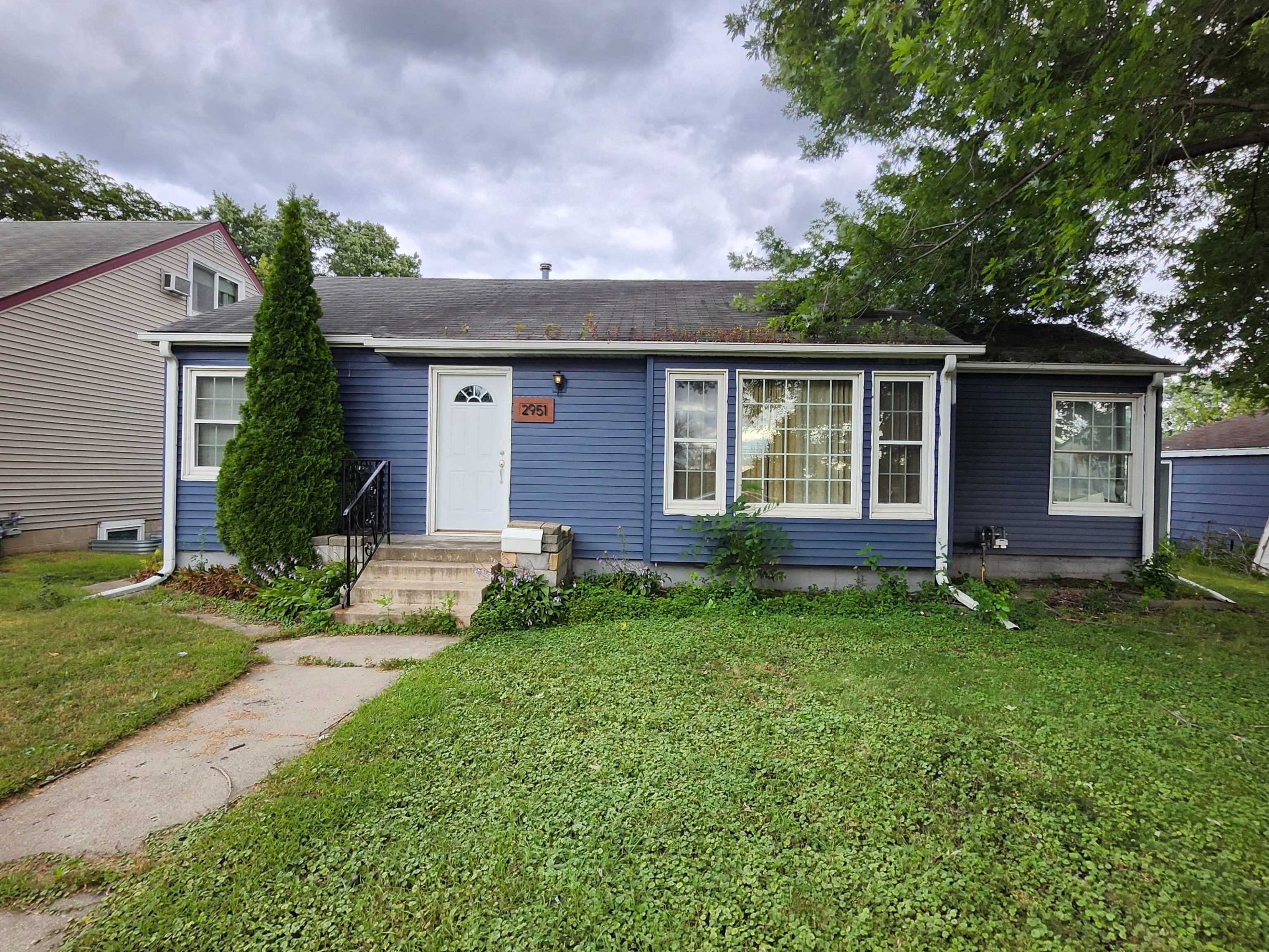 2951 Independence Ave S, Minneapolis, MN