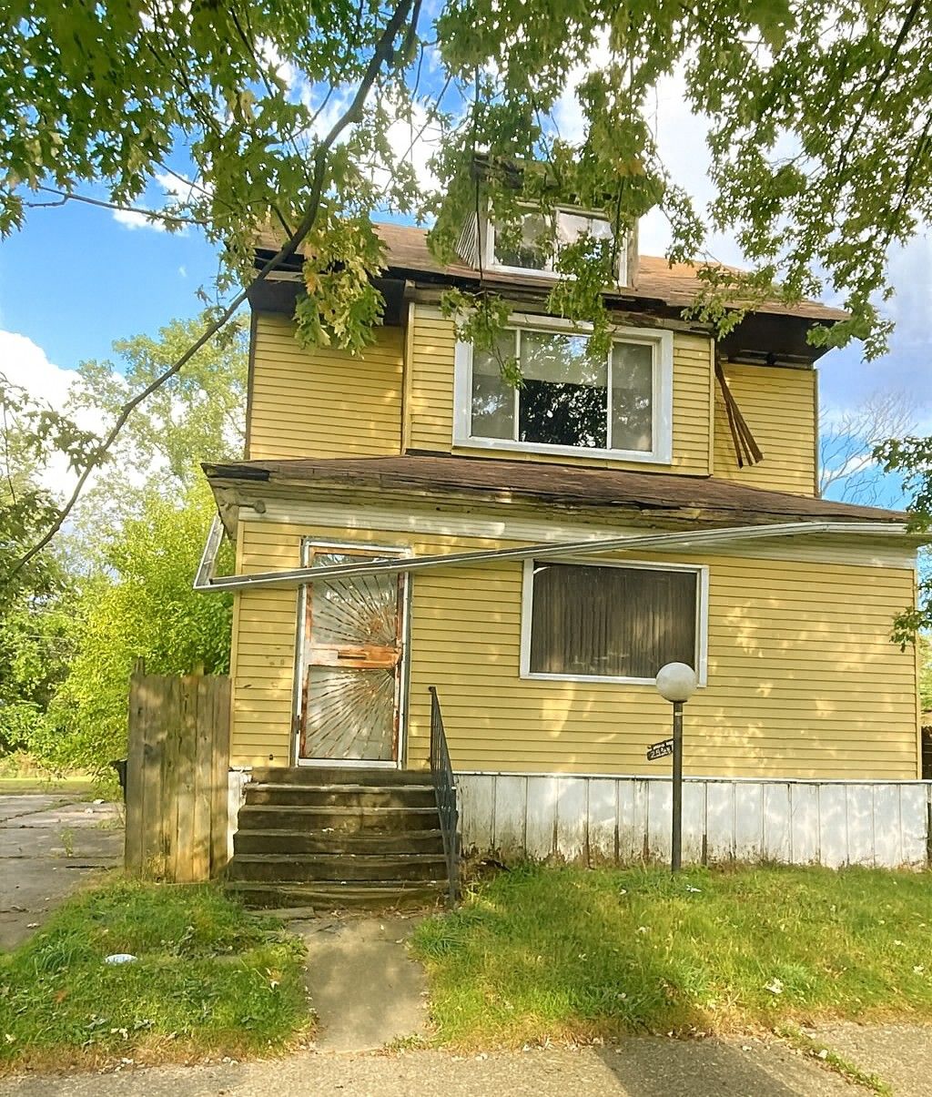 2554 Parker St, Detroit, MI