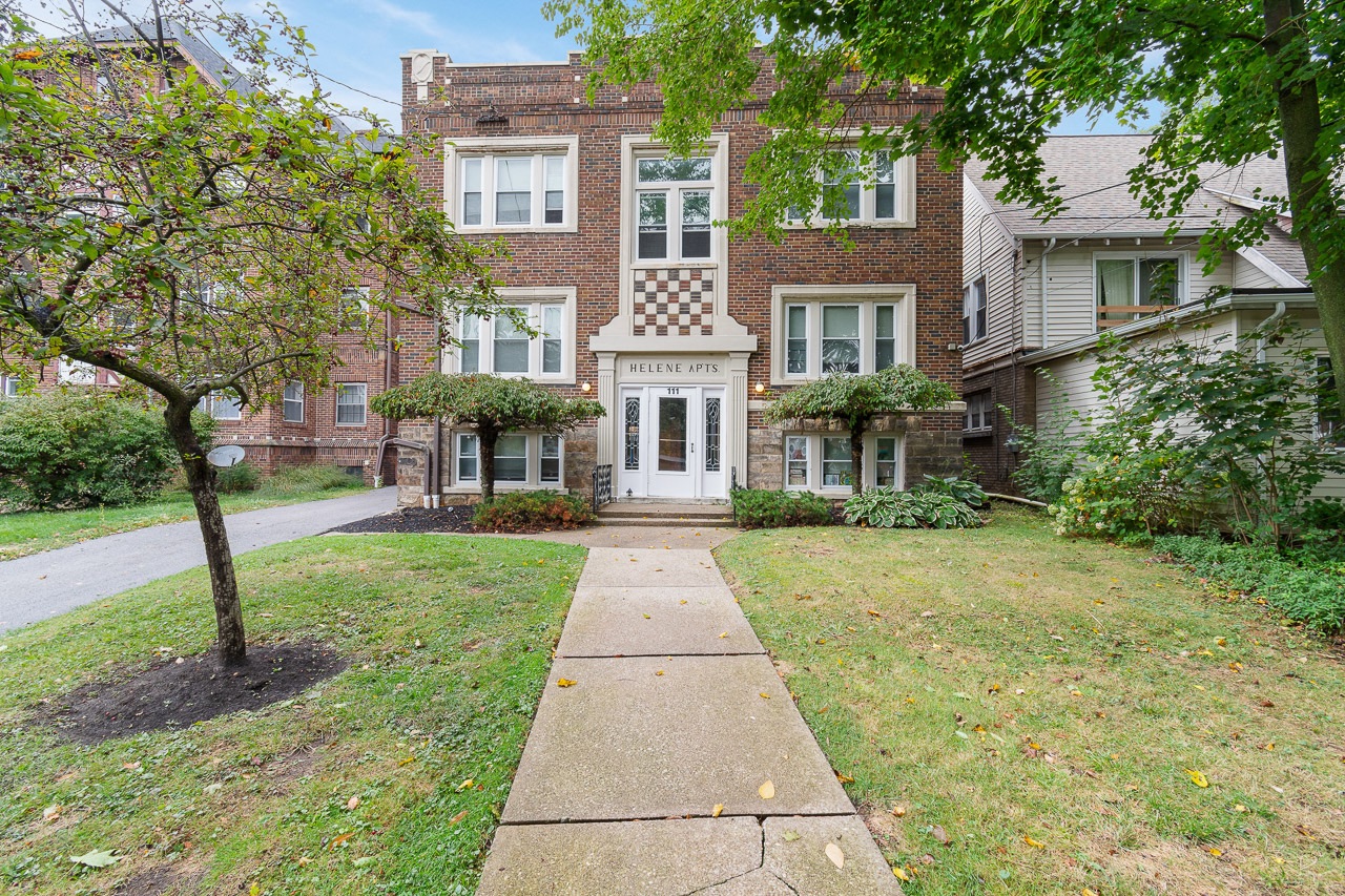 111 N Portage Path, Akron, OH