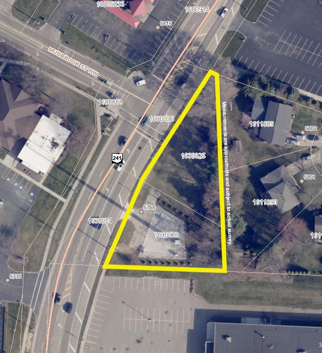 5768 Wales Ave NW, Canton, OH