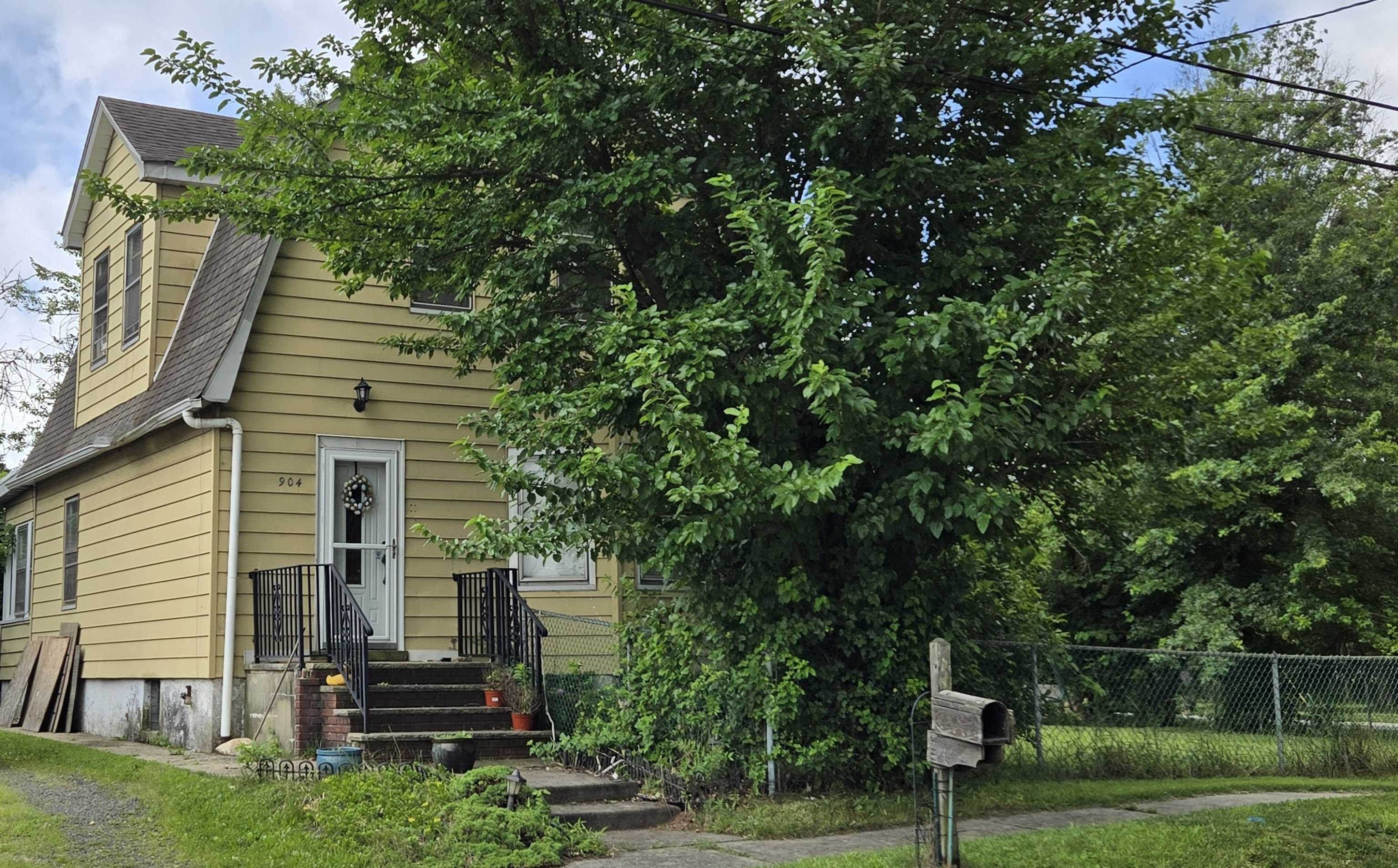 904 Belmont Ave, South Plainfield, NJ
