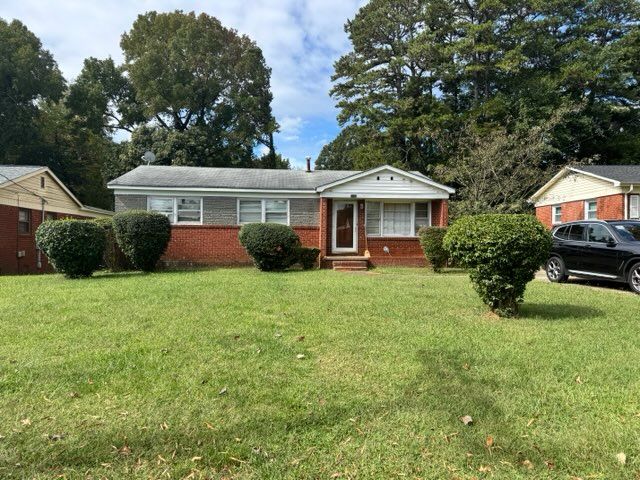 1351 Orvis St, Charlotte, NC