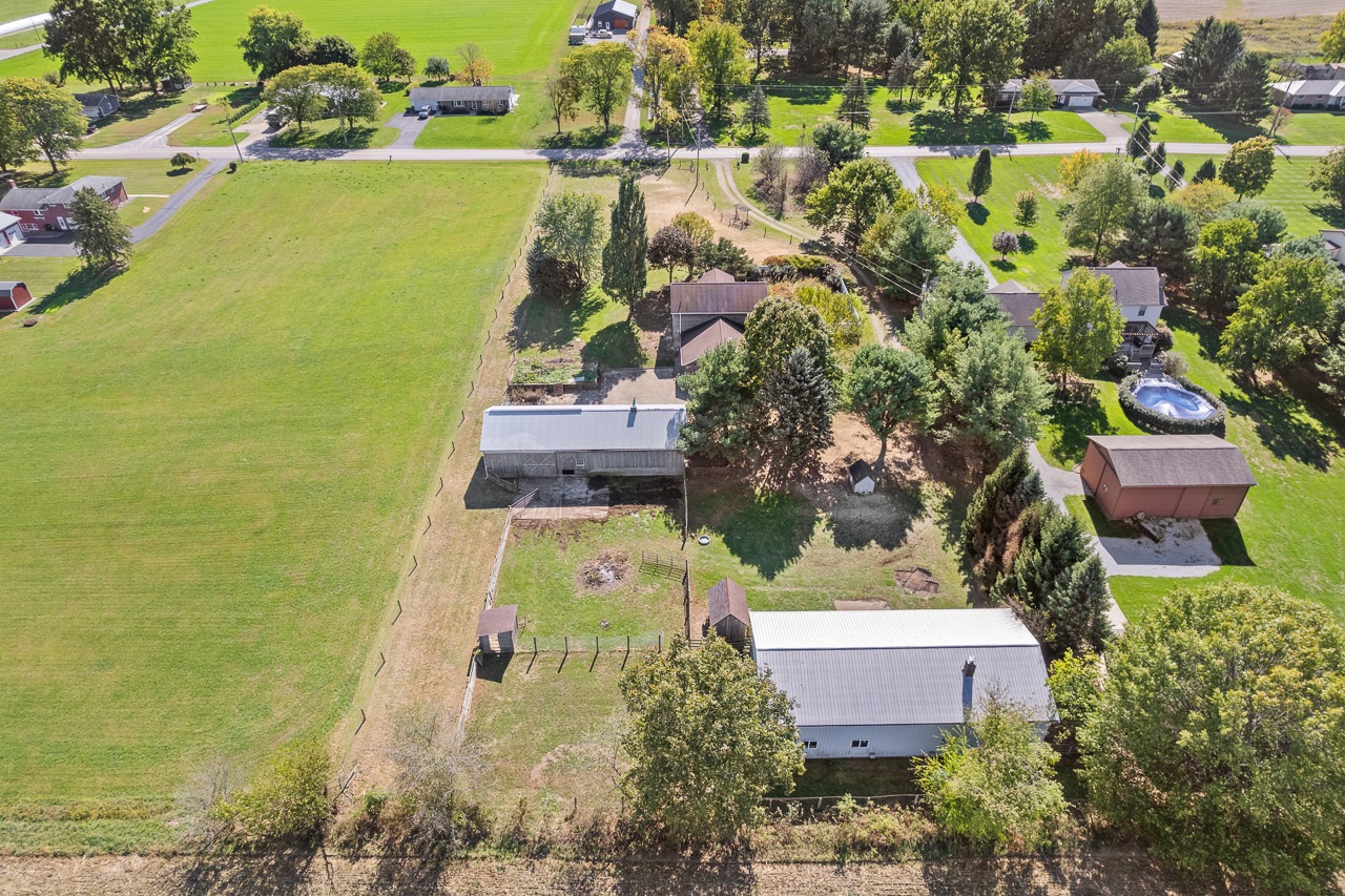 12470 Emerson Rd, Apple Creek, OH