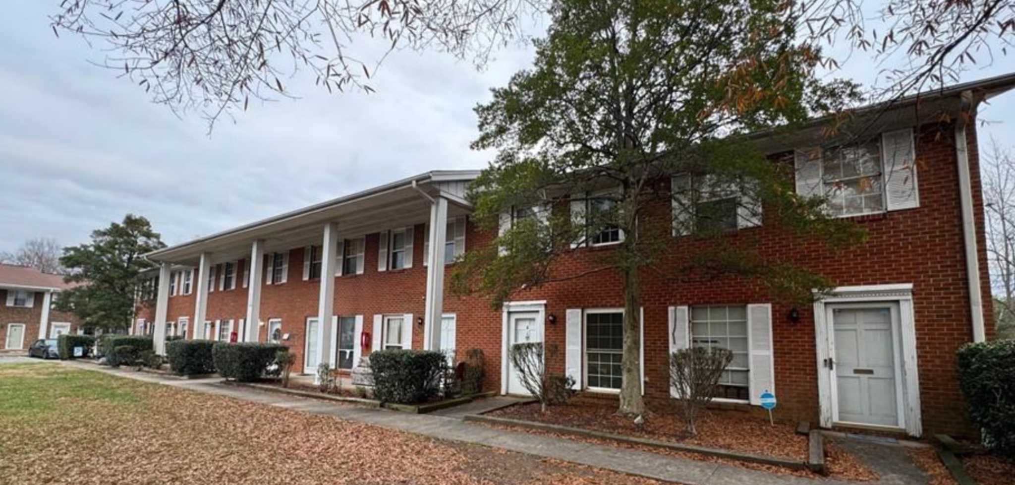 1311 W Meadowview Rd, Greensboro, NC