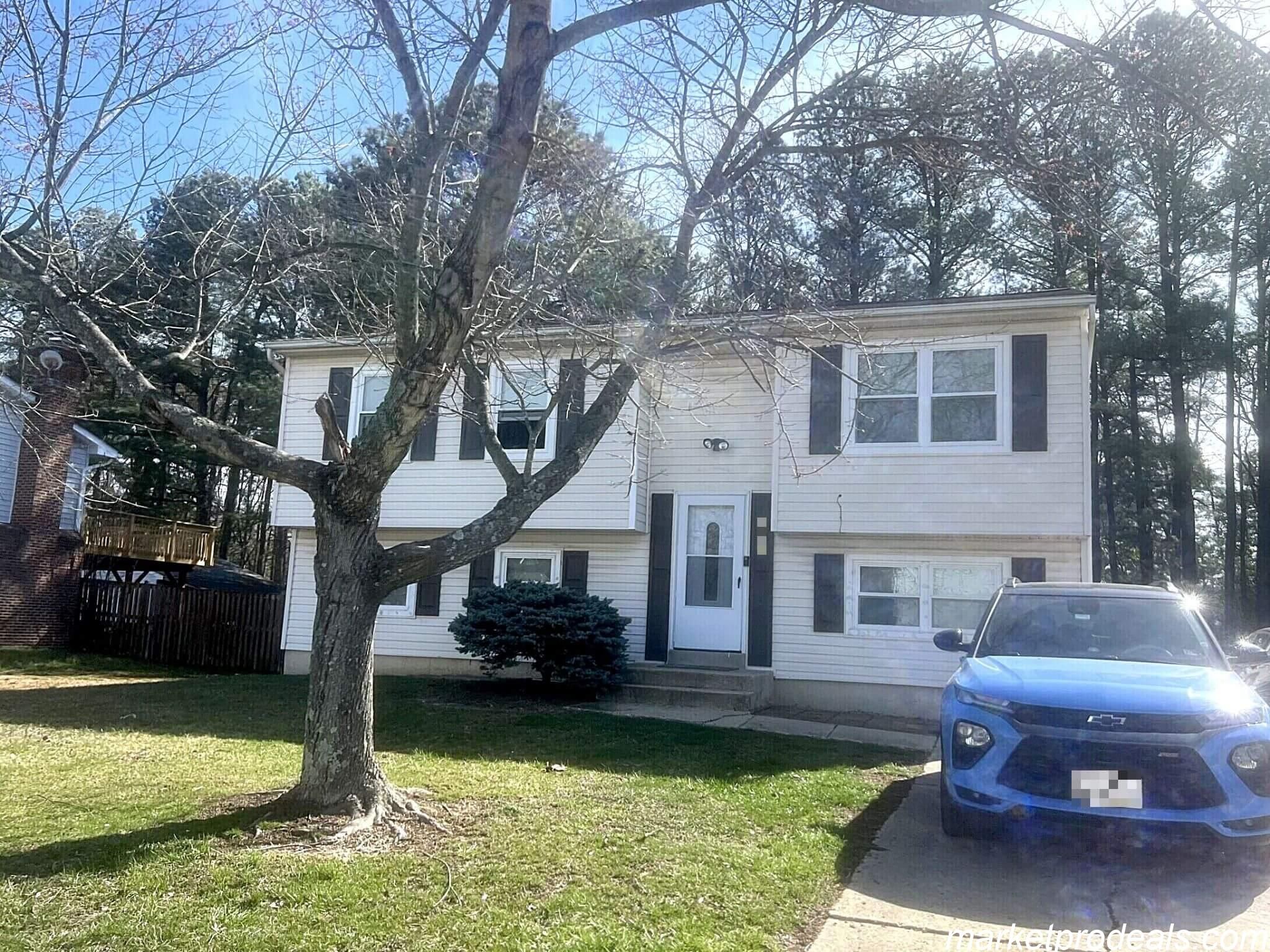 5XX University Dr, Waldorf, MD